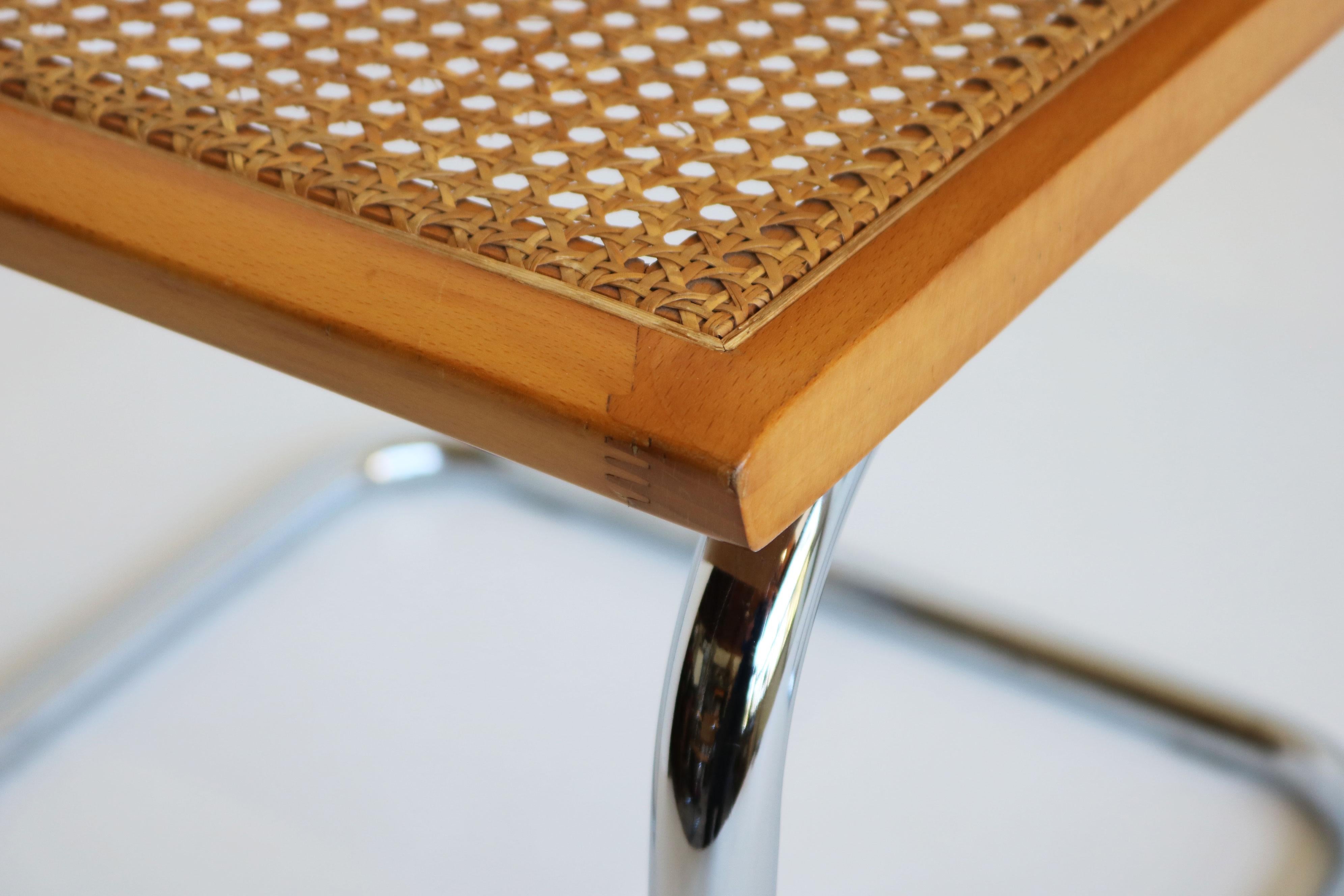 Coppia di poltrone B64 Cesca di Marcel Breuer 1970s Made in italy Cromo Beeche #2 In condizioni buone in vendita a Ijzendijke, NL