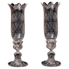 Paire de chandeliers d'ouragan Baccarat "Bambous Swirl" en cristal