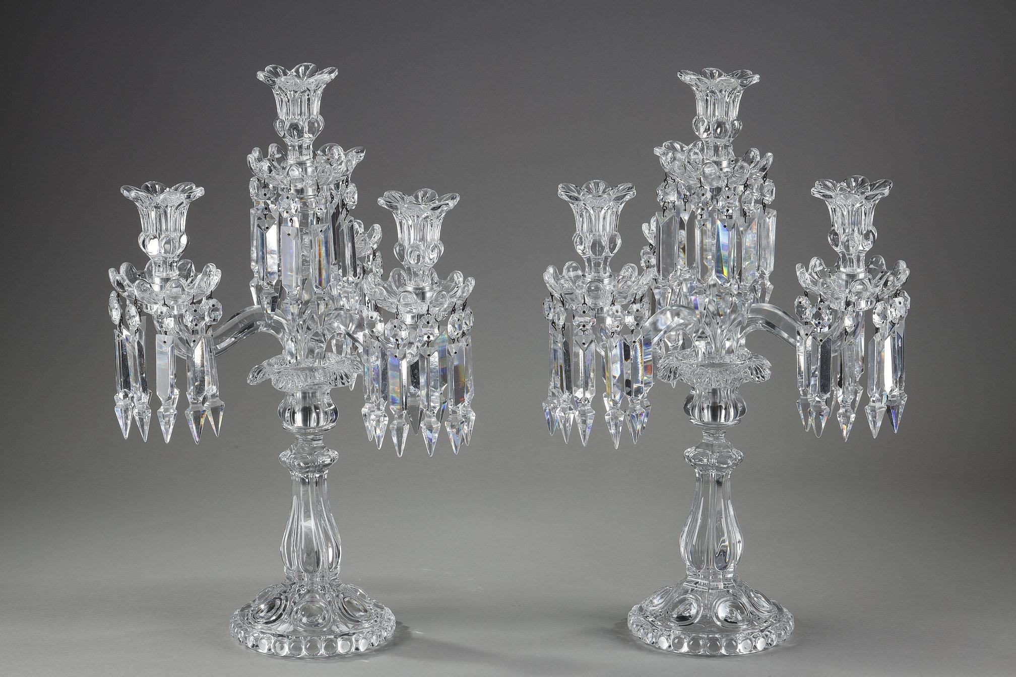 Pair of Baccarat crystal girandoles with four light arms In Good Condition In Paris, FR