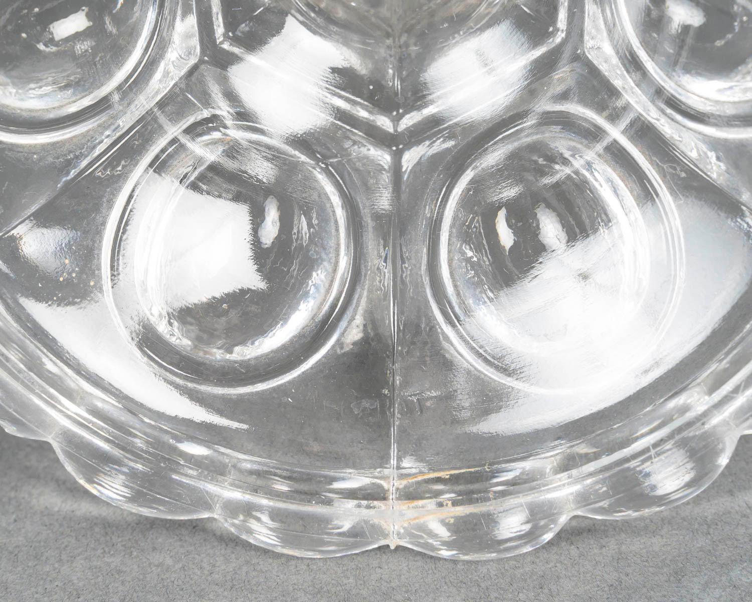 Pair of Baccarat Crystal Photofores, 20th Century. For Sale 1