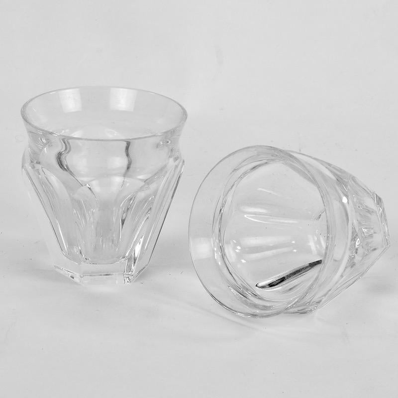 Elegant pair of Baccarat ‘Talleyrand’ liqueur glasses in the Classic ‘Harcourt’ model, signed with makers stamp to base. Approximate
Stamped Baccarat, France to underside.
 