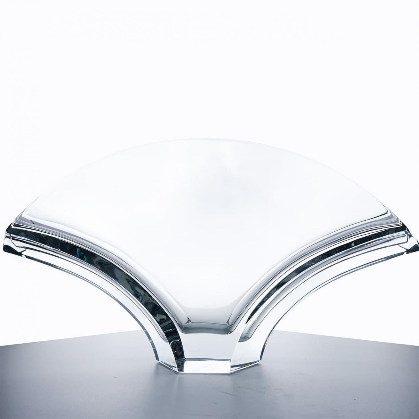 Pareja de jarrones de cristal de ginkgo extragrandes, firmados por Baccarat, Francia en venta 3