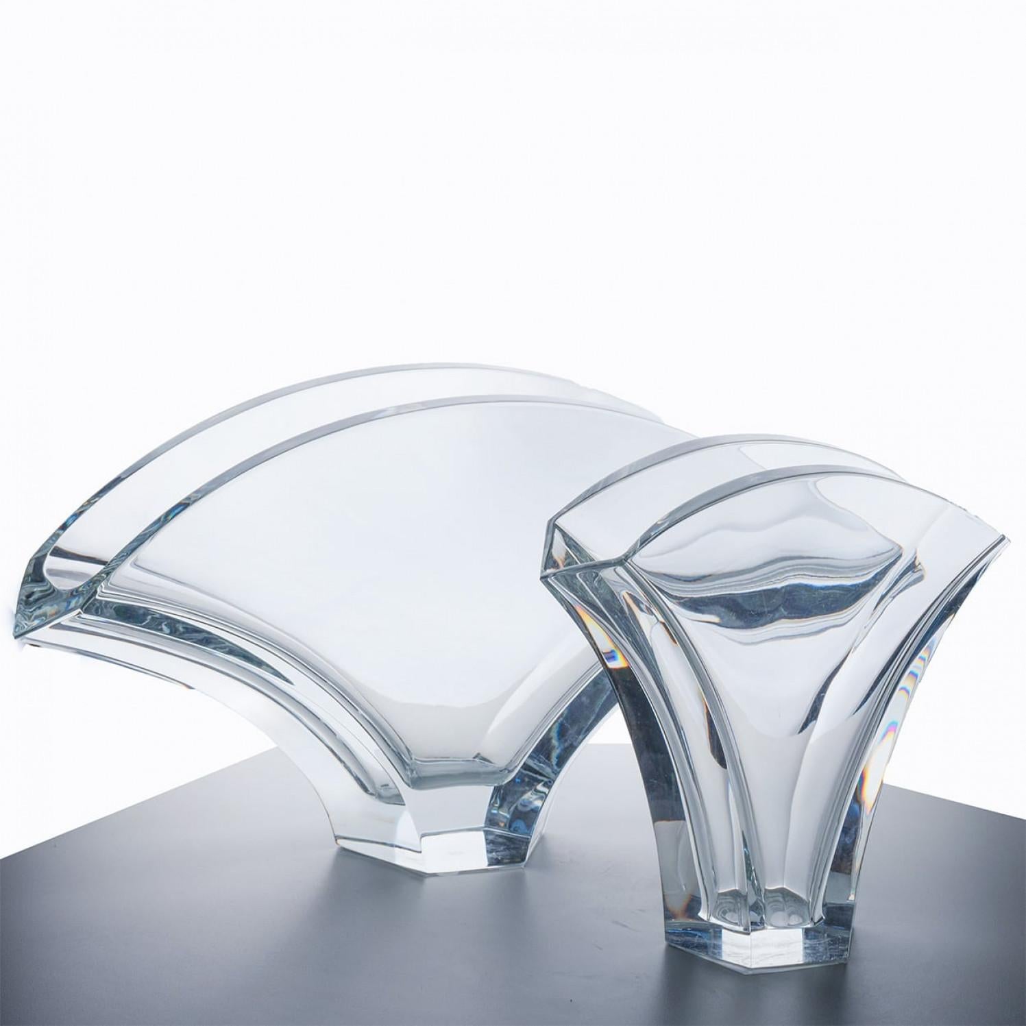 Pareja de jarrones de cristal de ginkgo extragrandes, firmados por Baccarat, Francia Otro en venta