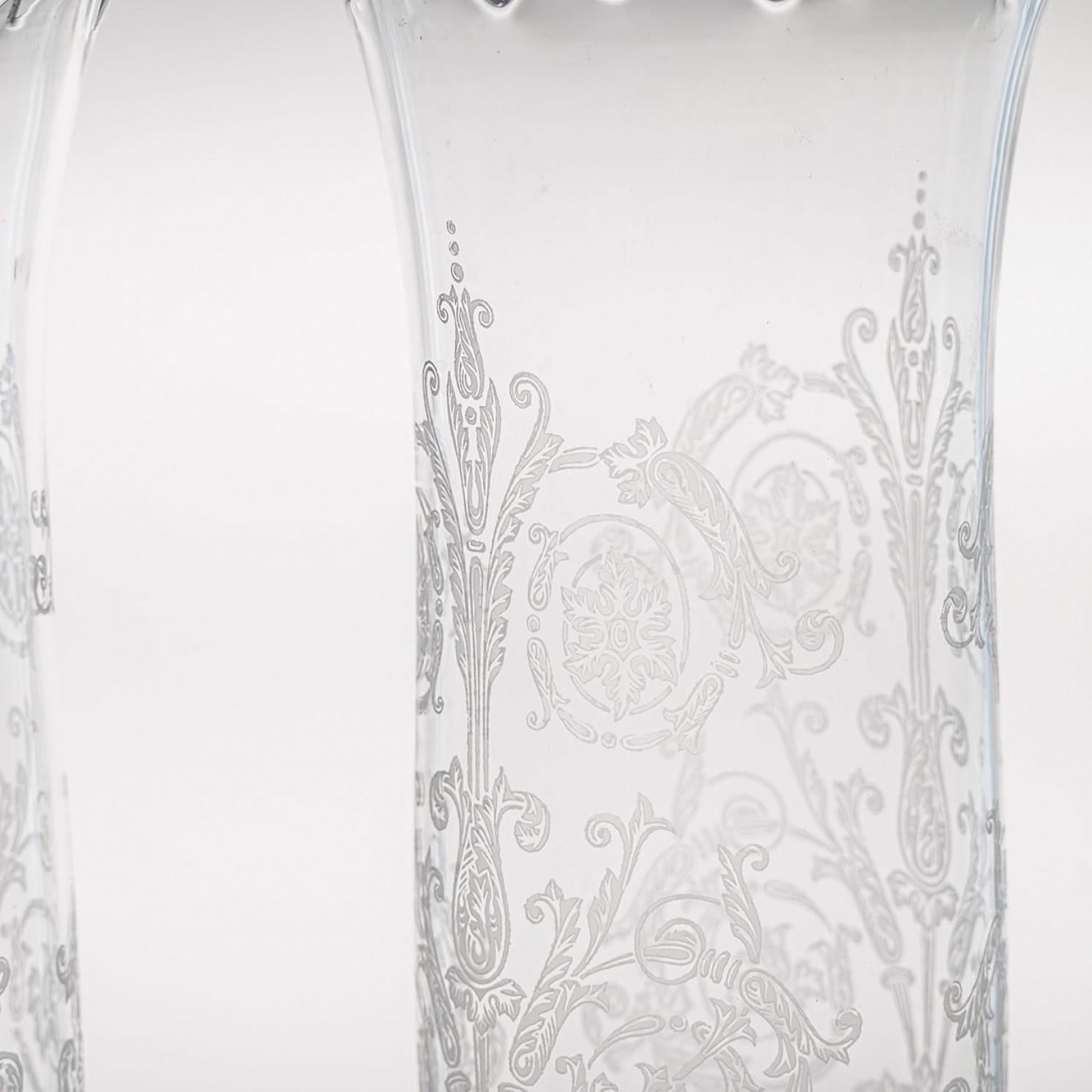 Modern Pair of Baccarat Structured Clear Crystal Vases, France For Sale