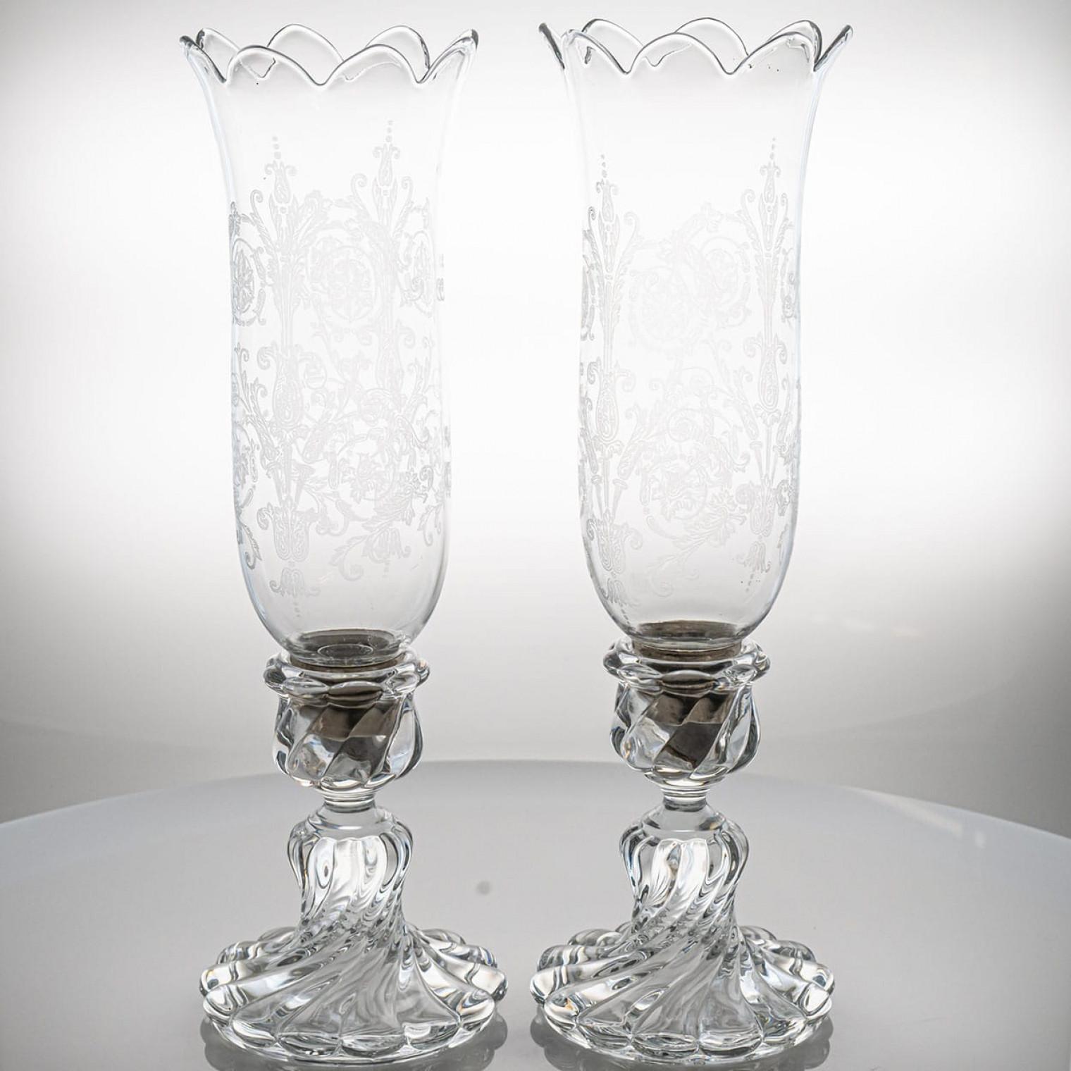 Pair of Baccarat Structured Clear Crystal Vases, France For Sale 1