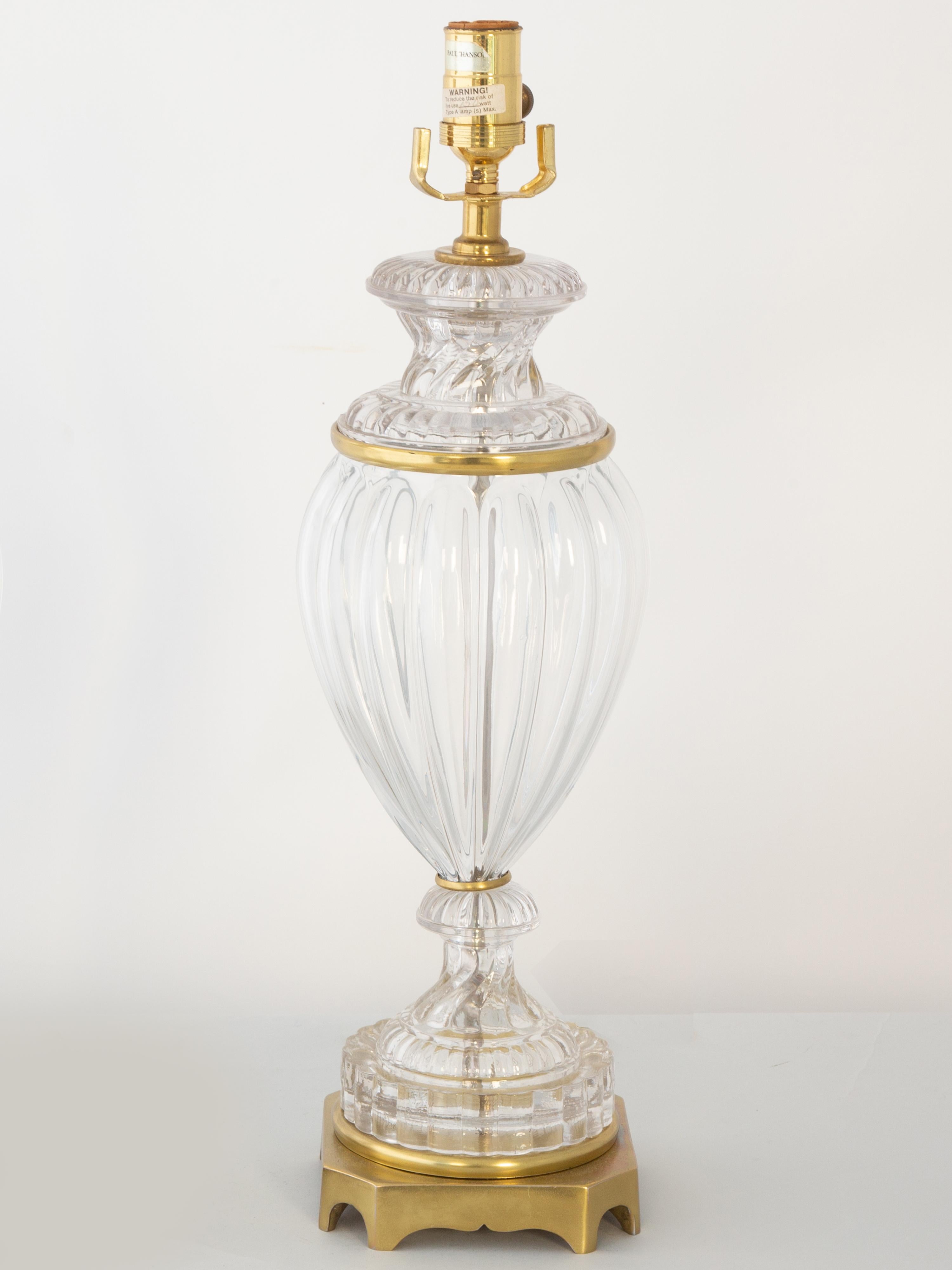 Pair of Baccarat Urn From Lamps by Paul Hanson im Zustand „Gut“ im Angebot in West Palm Beach, FL
