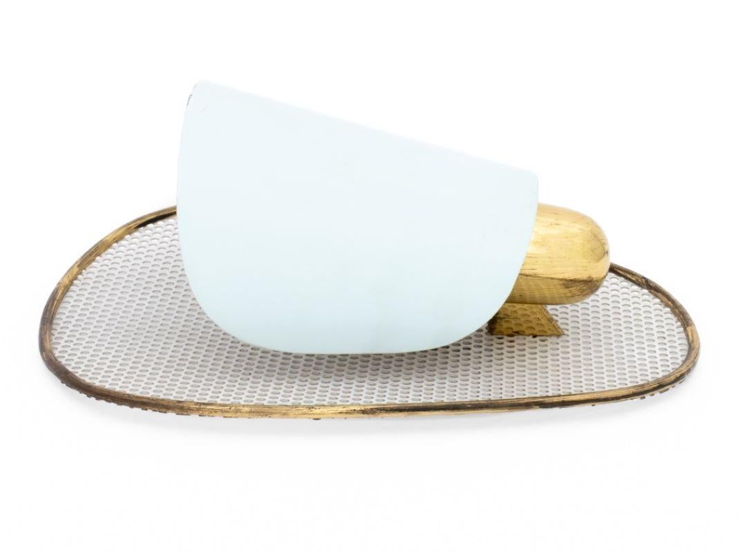 Coppia di lampade da parete in ottone e smalto di BAG Turgi In condizioni buone in vendita a Astoria, NY
