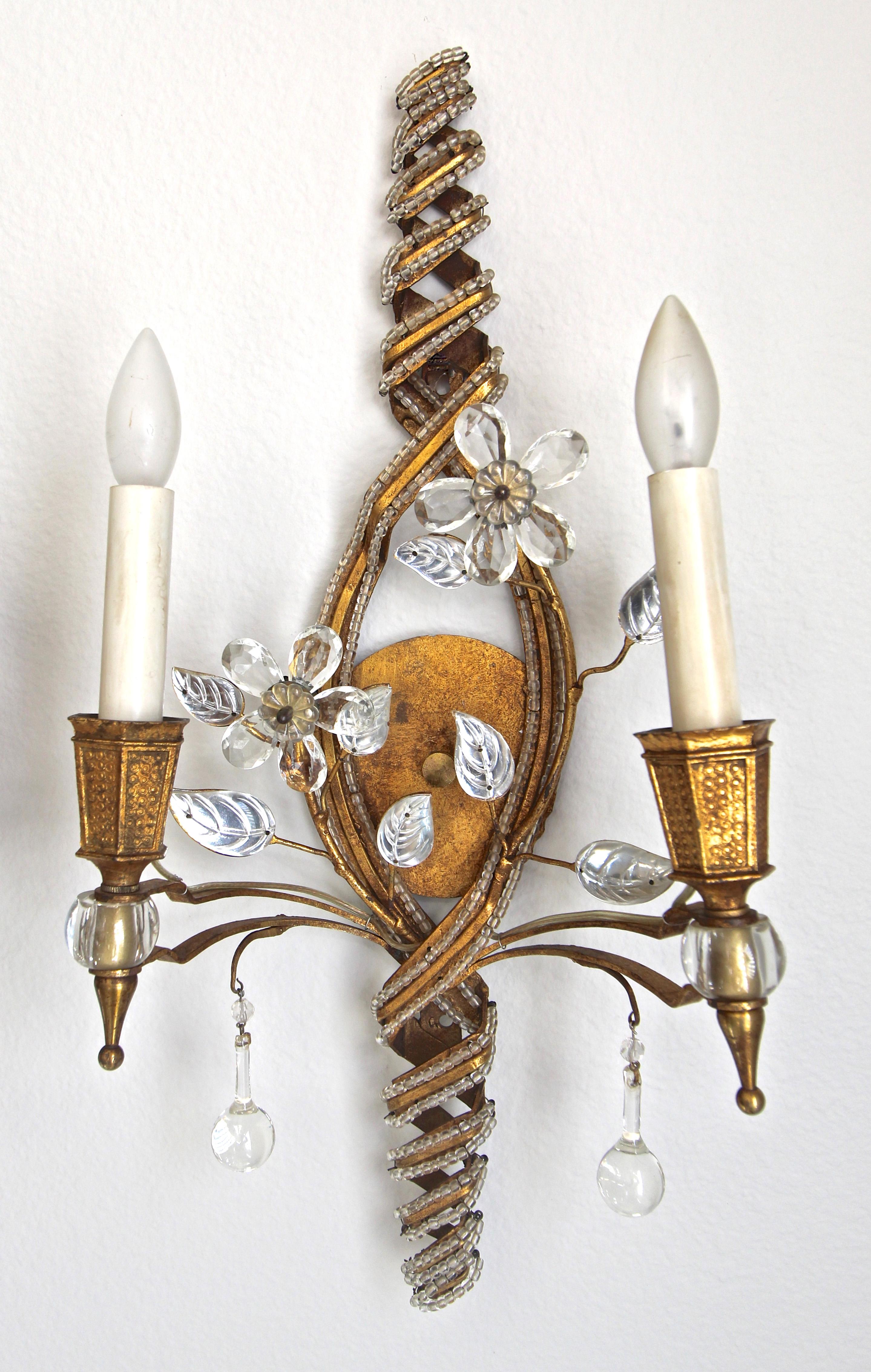 Pair of Baguès French Beaded Crystal Flower Gilt Iron Wall Sconces For Sale 8