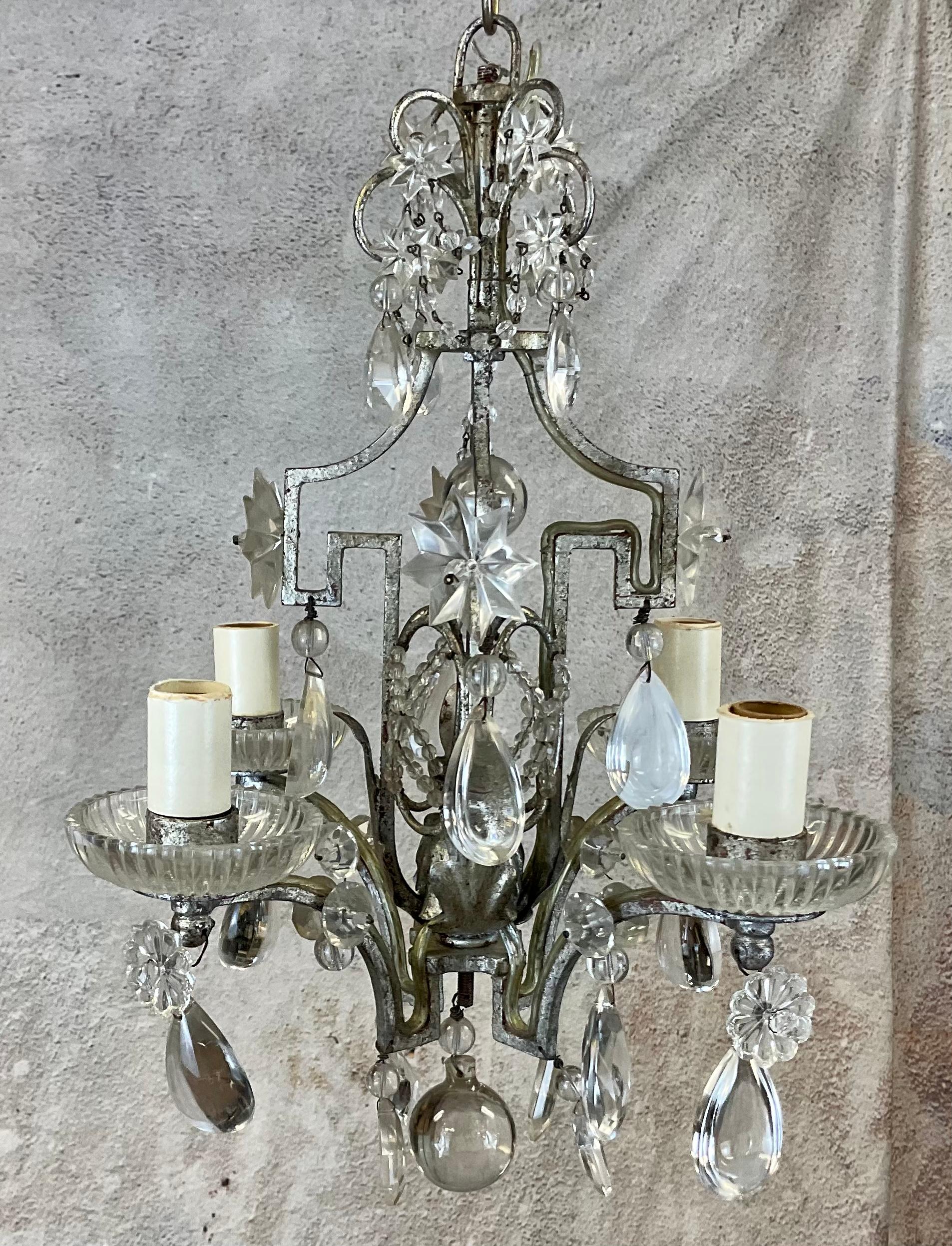 Pair of Baguès Style Crystal & Silvered Gilt Iron Four-Light Chandeliers For Sale 3