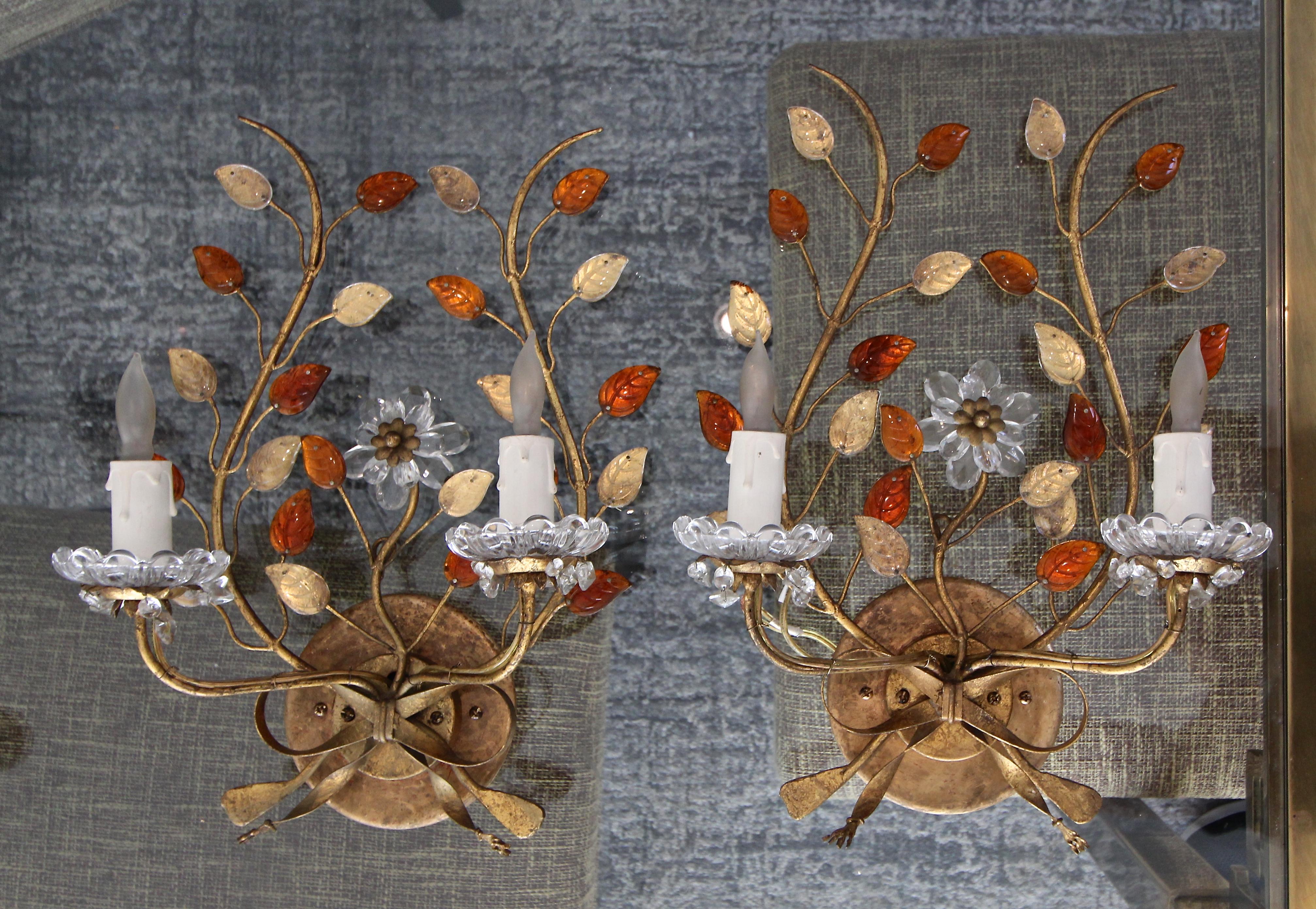Pair of Baguès Style Floral Gilt Metal Wall Sconces For Sale 13