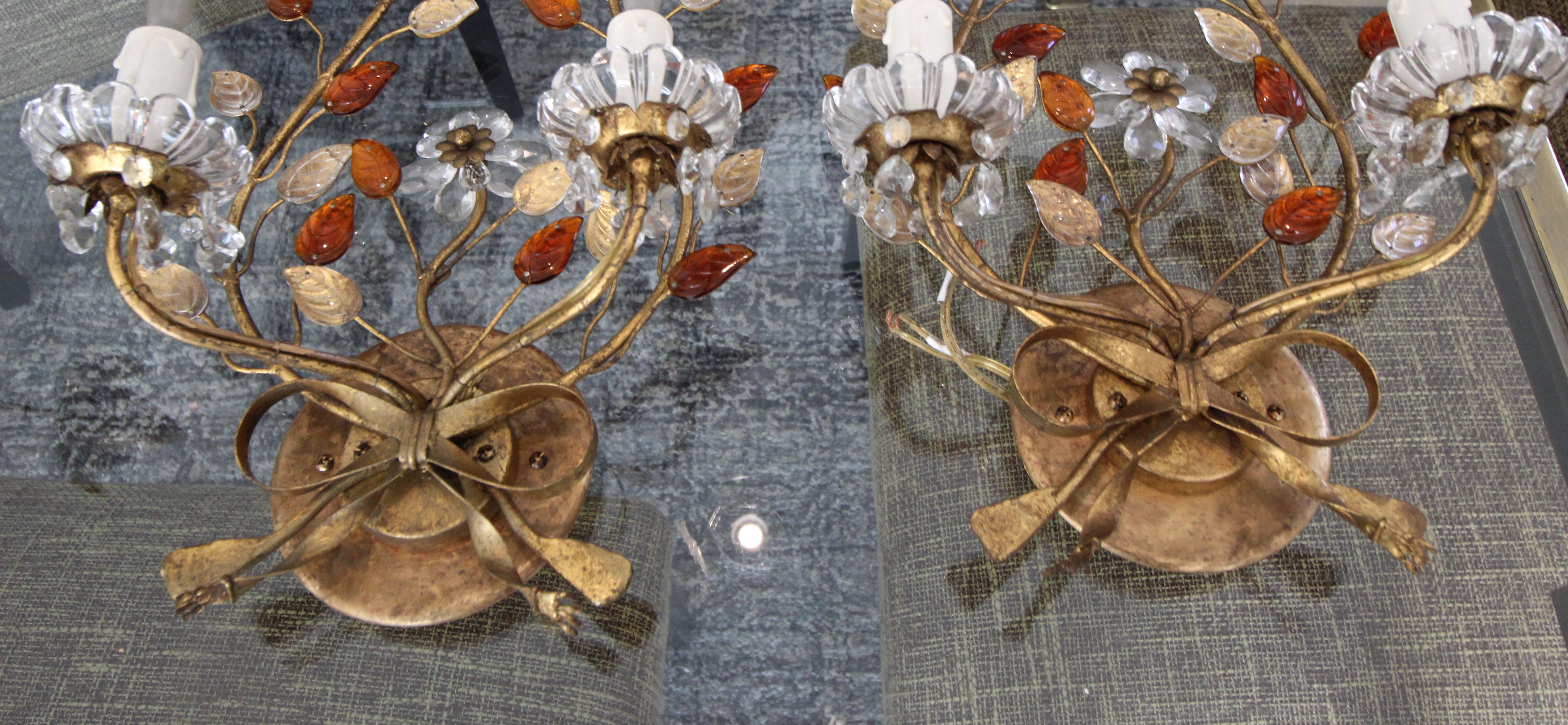 Pair of Baguès Style Floral Gilt Metal Wall Sconces For Sale 2