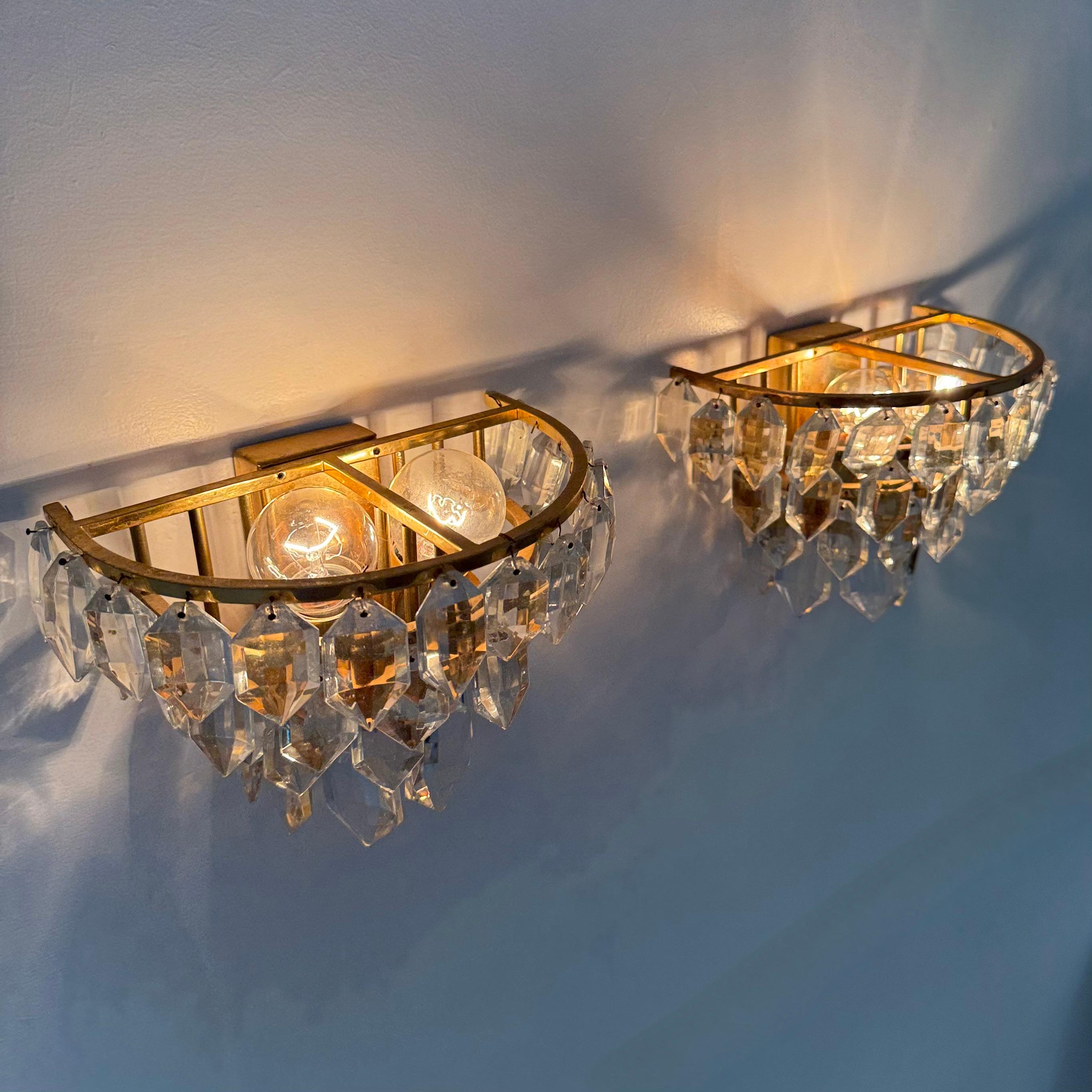 Pair of Bakalowits & Söhne crystal wall lamps , 1960s For Sale 13
