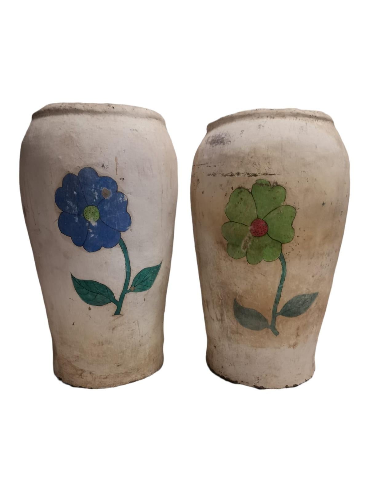 Céramique Paire de pots en argile cuite, 20ème siècle en vente