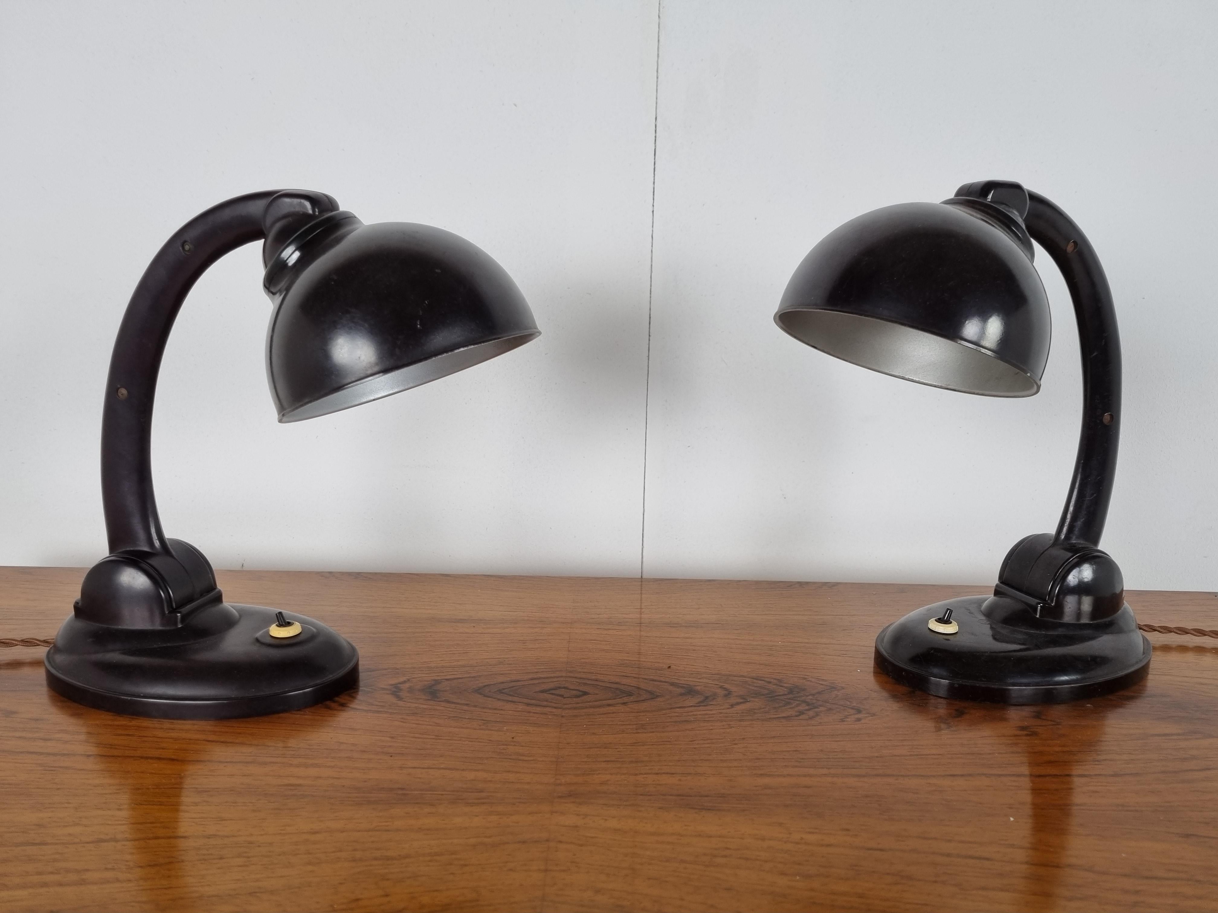 Pair of bakelite 11126 Table Lamps by Eric Kirkman Cole, 1930s For Sale 1