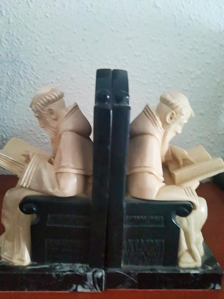 Italian Bookends Pair of Bakelite and Marble  in Form of Medieval Library Very Original For Sale