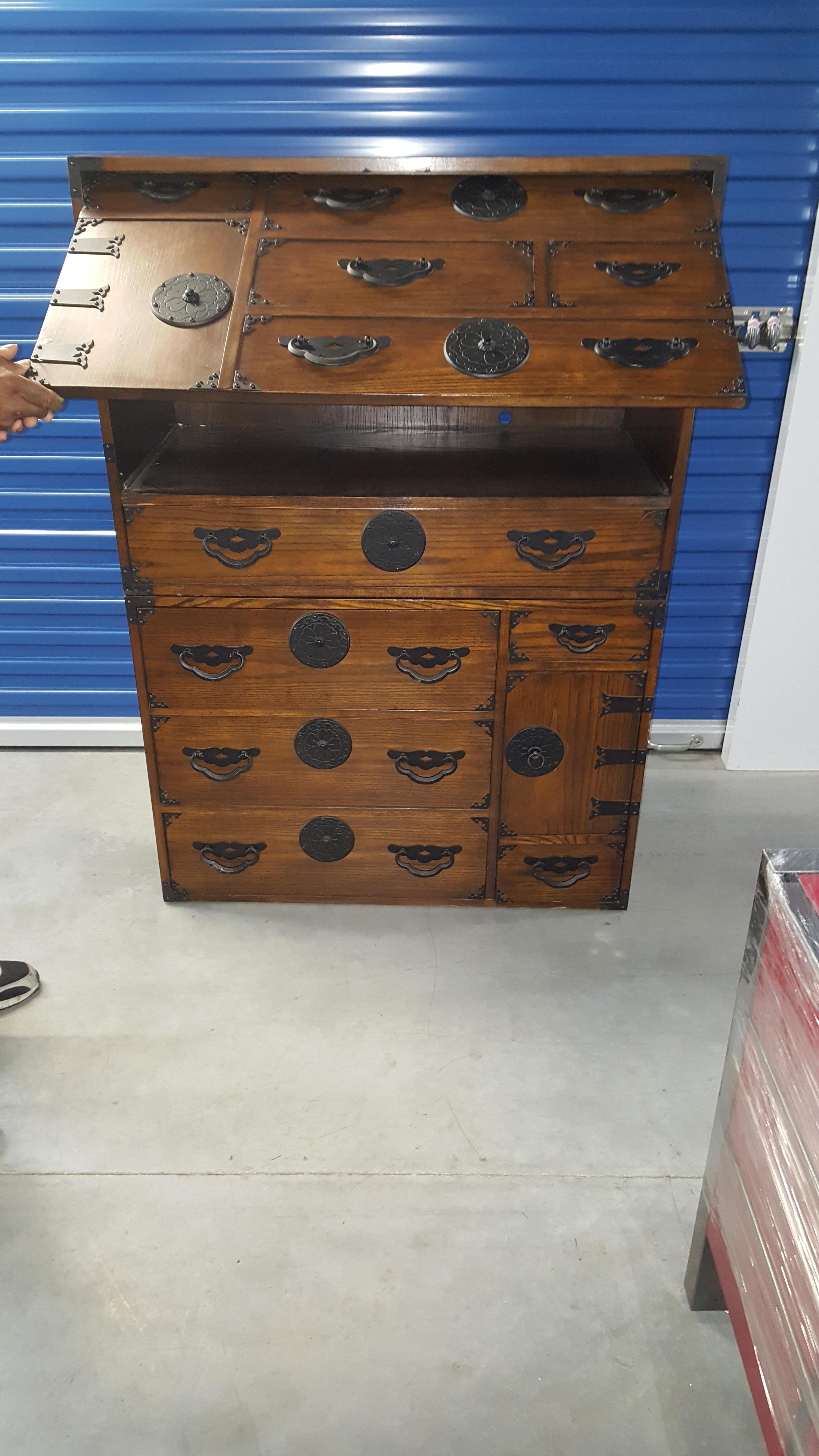 Pair of Baker Furniture Asian Tansu Chest For Sale 4