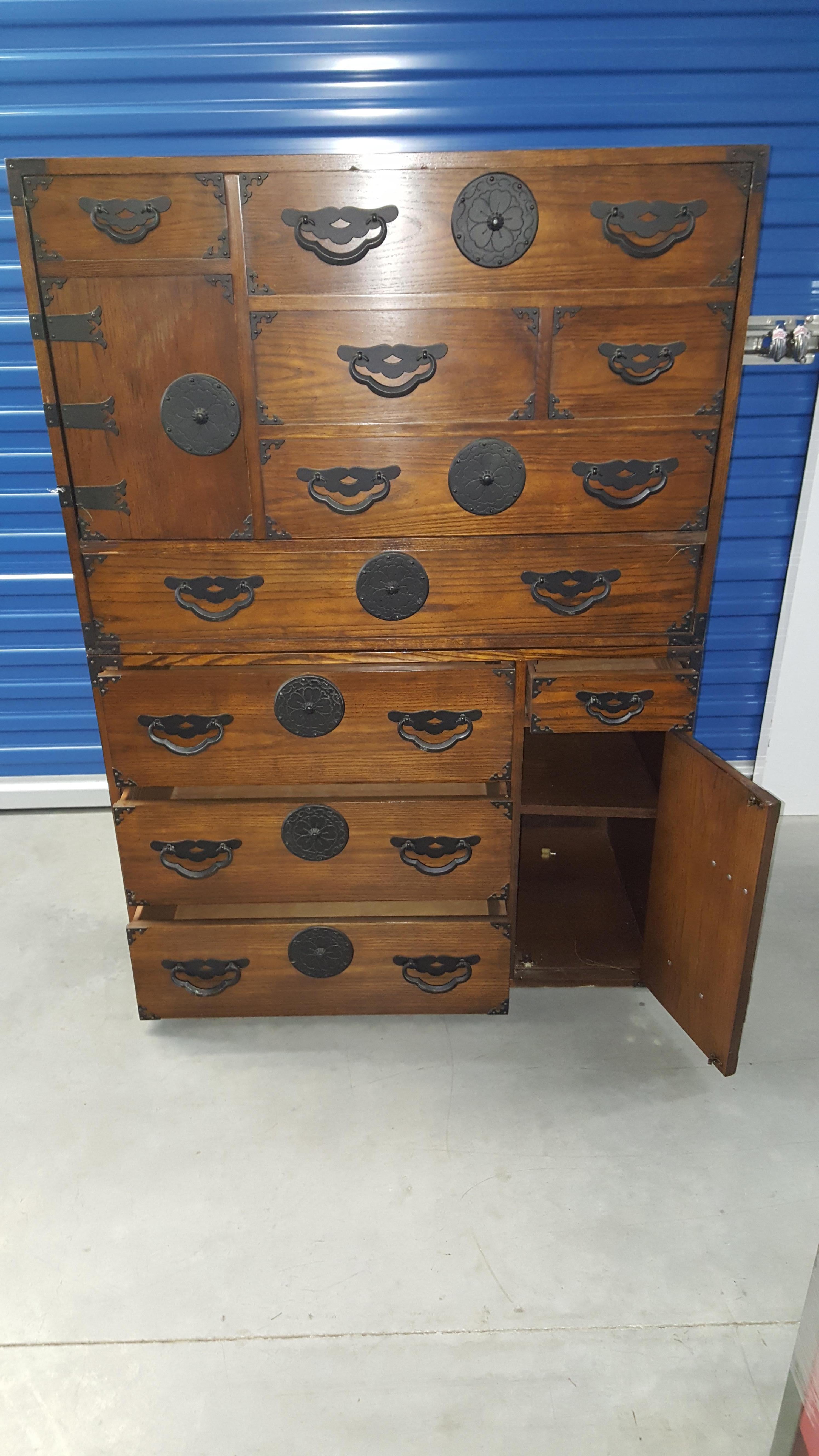 Central American Pair of Baker Furniture Asian Tansu Chest For Sale