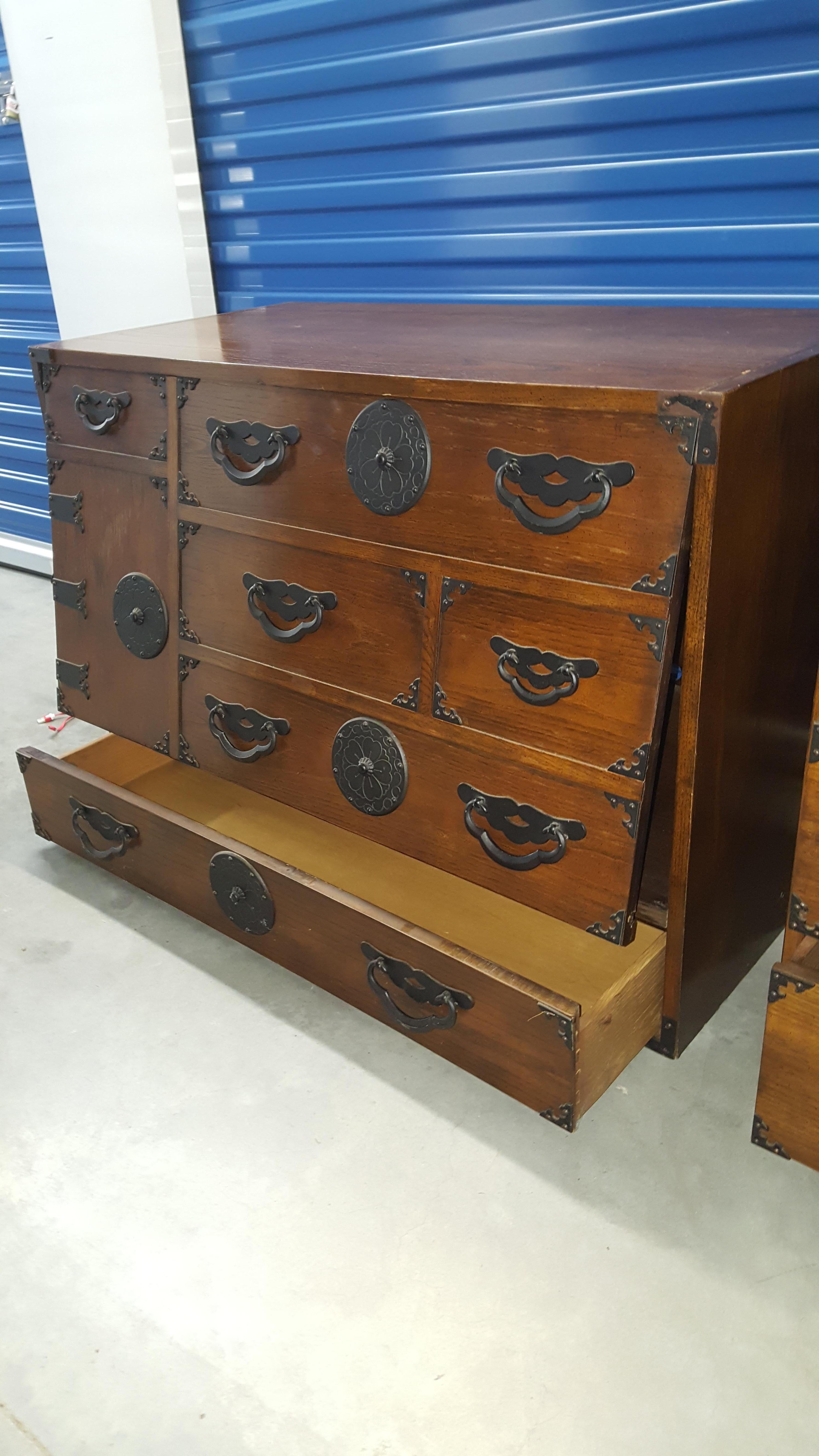 Pair of Baker Furniture Asian Tansu Chest In Good Condition For Sale In Houston, TX