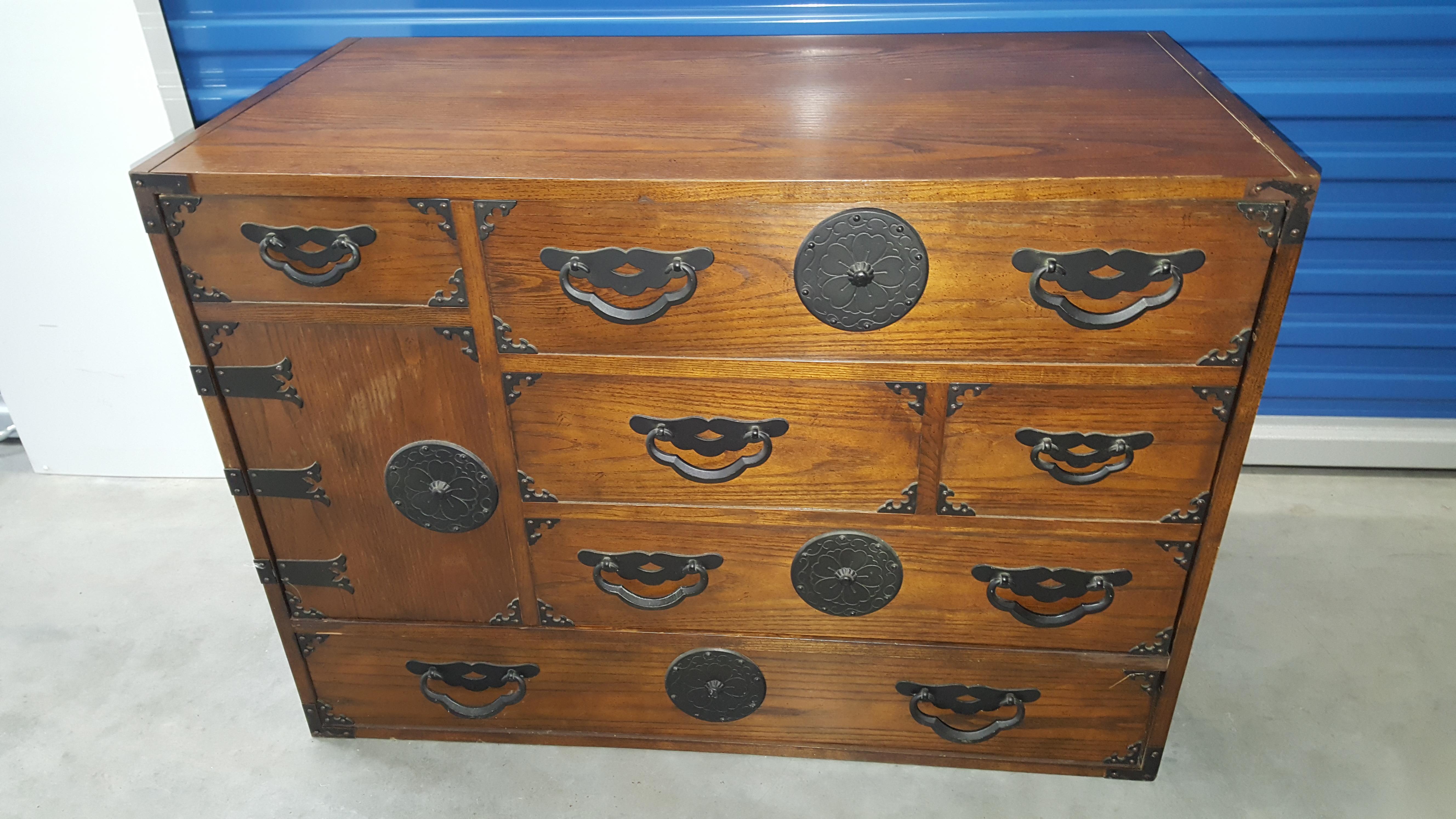 Pair of Baker Furniture Asian Tansu Chest For Sale 2