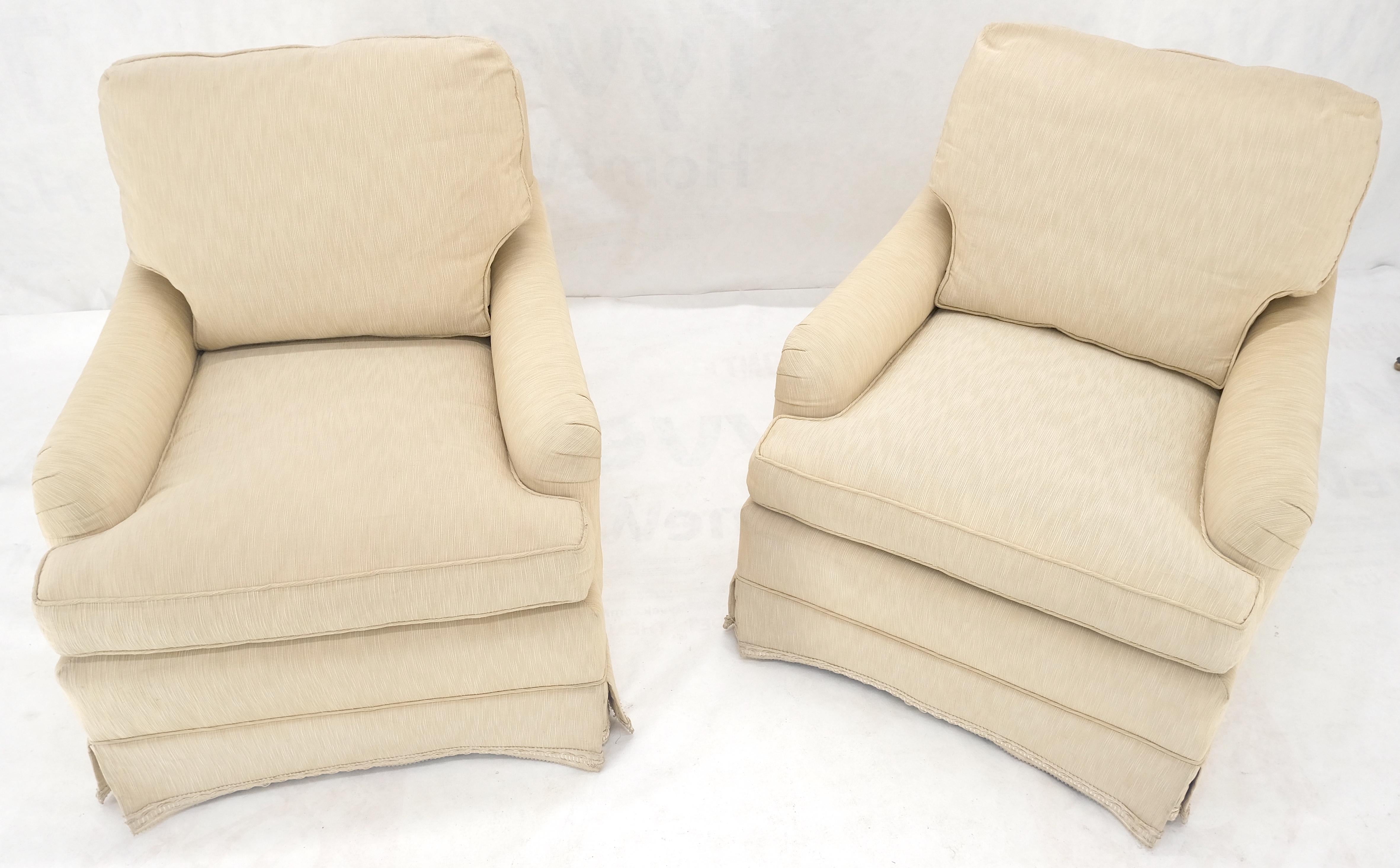 Pair of Baker Light Cream Beige Upholstery Lounge Club Chairs 1