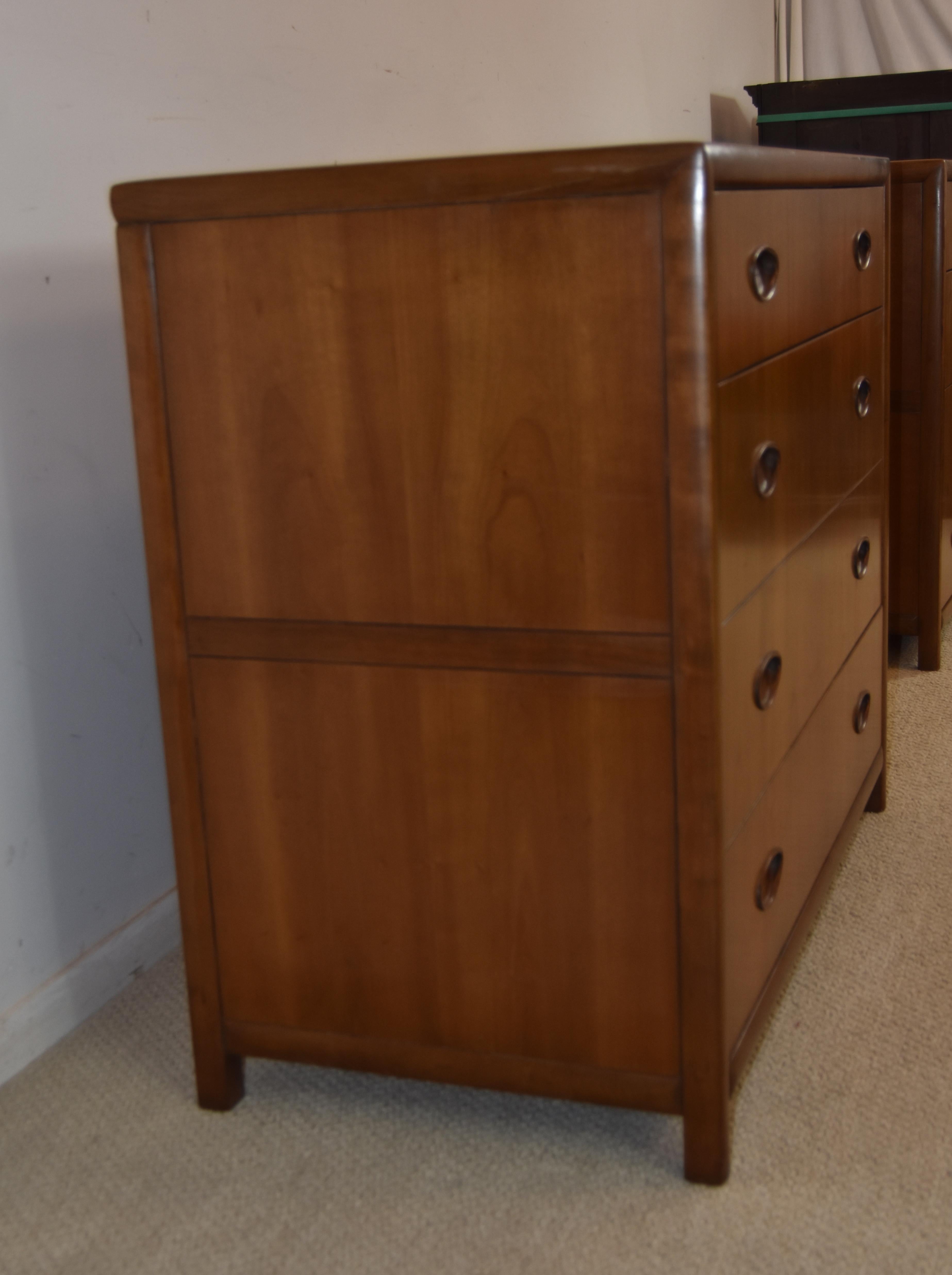 American Pair of Baker Walnut Chests/Dressesr New World Collection Att. to Michael Taylor