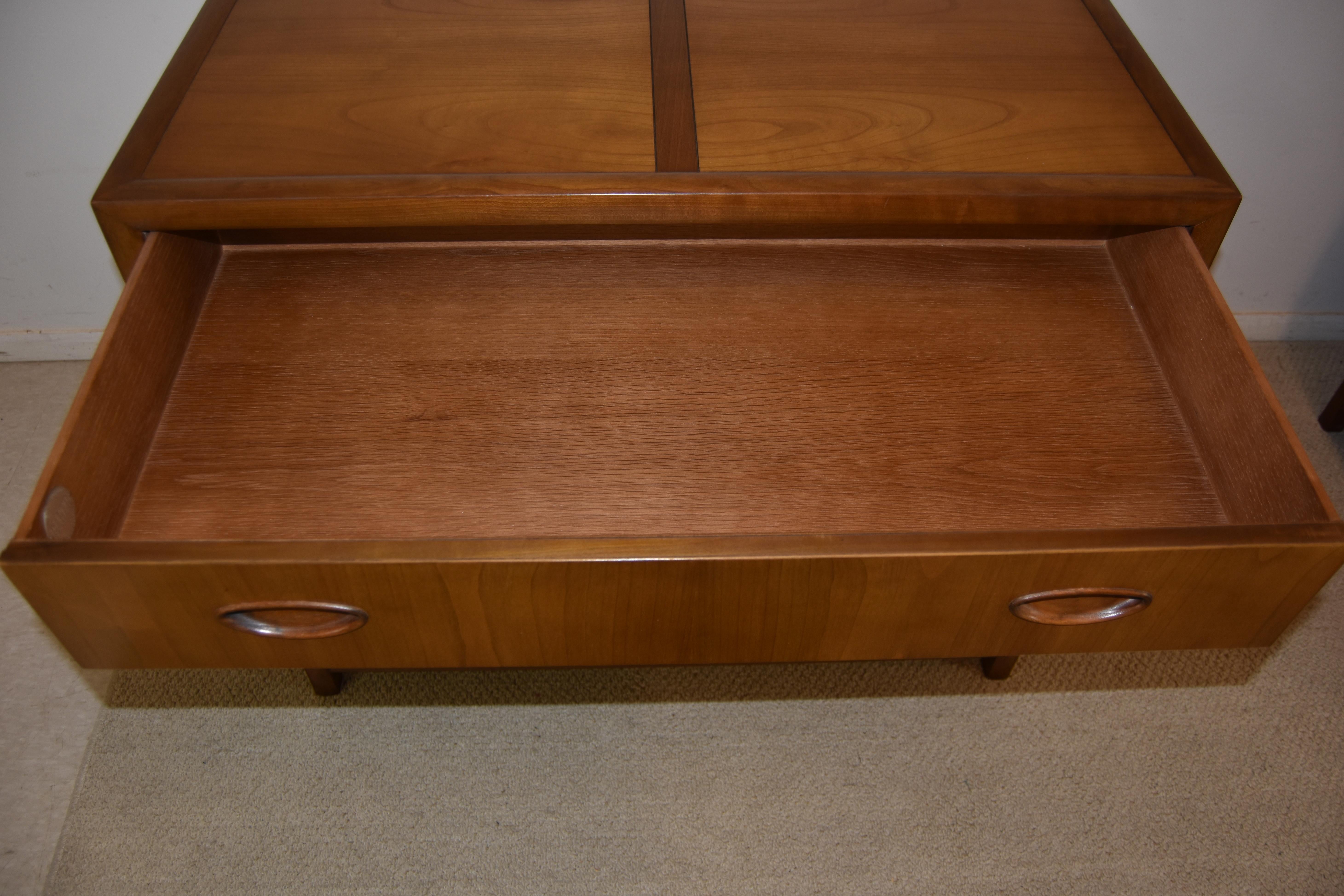 Pair of Baker Walnut Chests/Dressesr New World Collection Att. to Michael Taylor In Good Condition In Toledo, OH