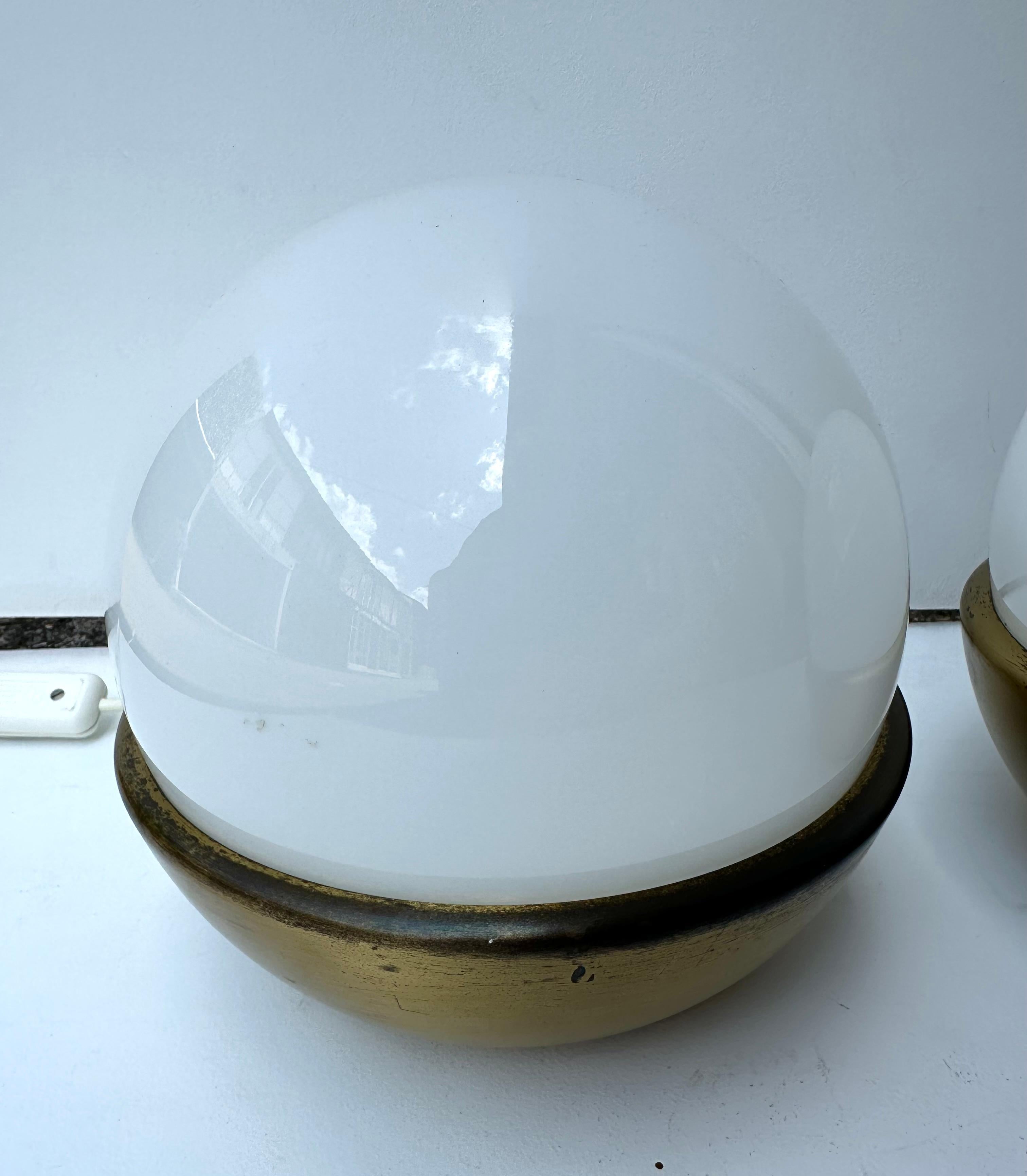 Pair of Ball Lamps Brass and Opaline Murano Glass.  Italy, 1970s In Good Condition For Sale In SAINT-OUEN, FR
