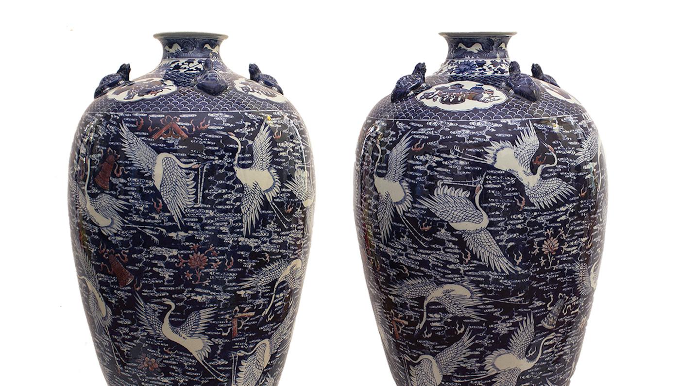 Pair of Baluster Meiping Vases, China, 21st Century In Excellent Condition In Roma, IT