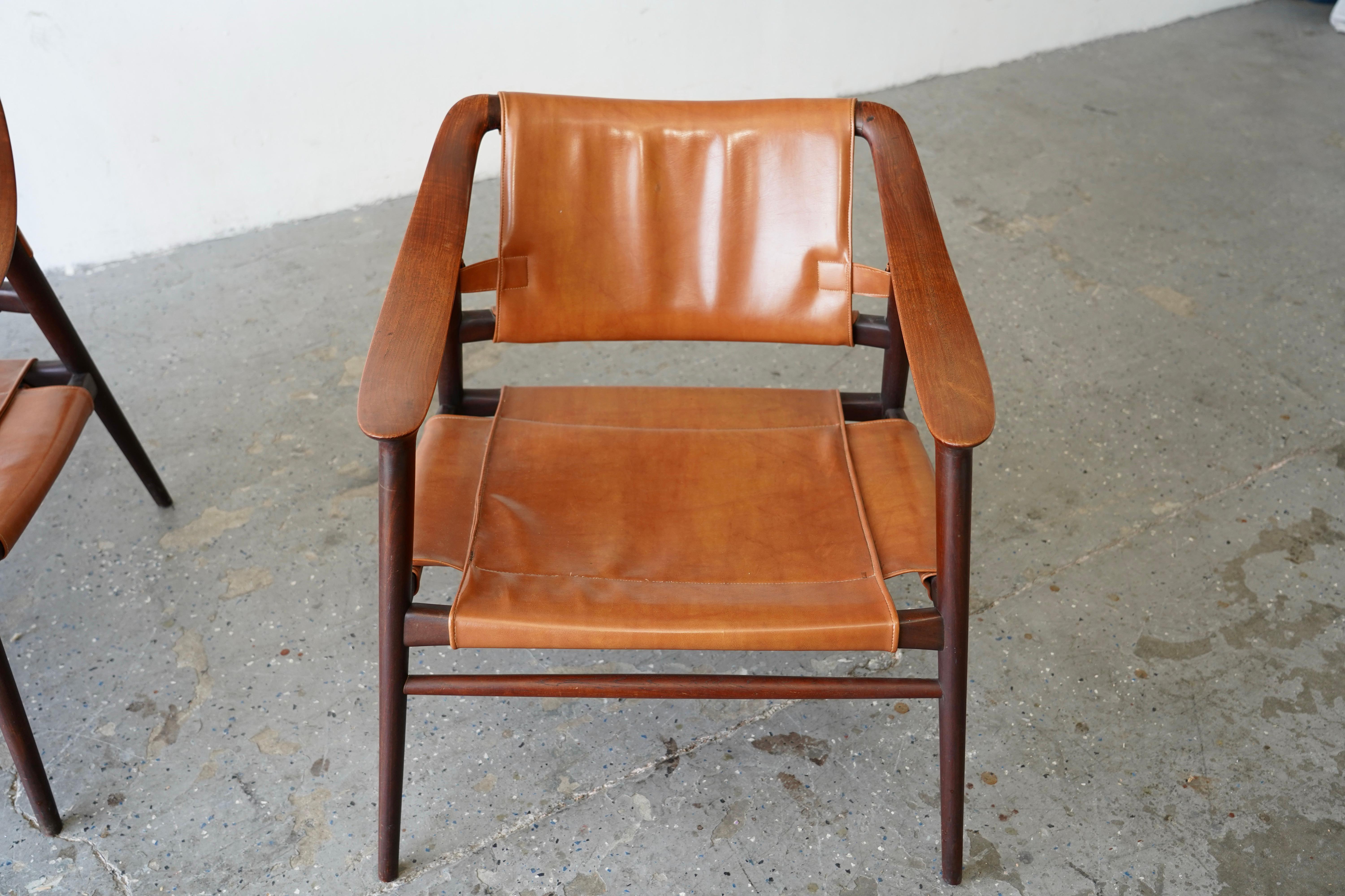 Milieu du XXe siècle Paire de Bambi   Moderne danois  lounge Rolf Rastad & Adolf Relling  Chaises en vente