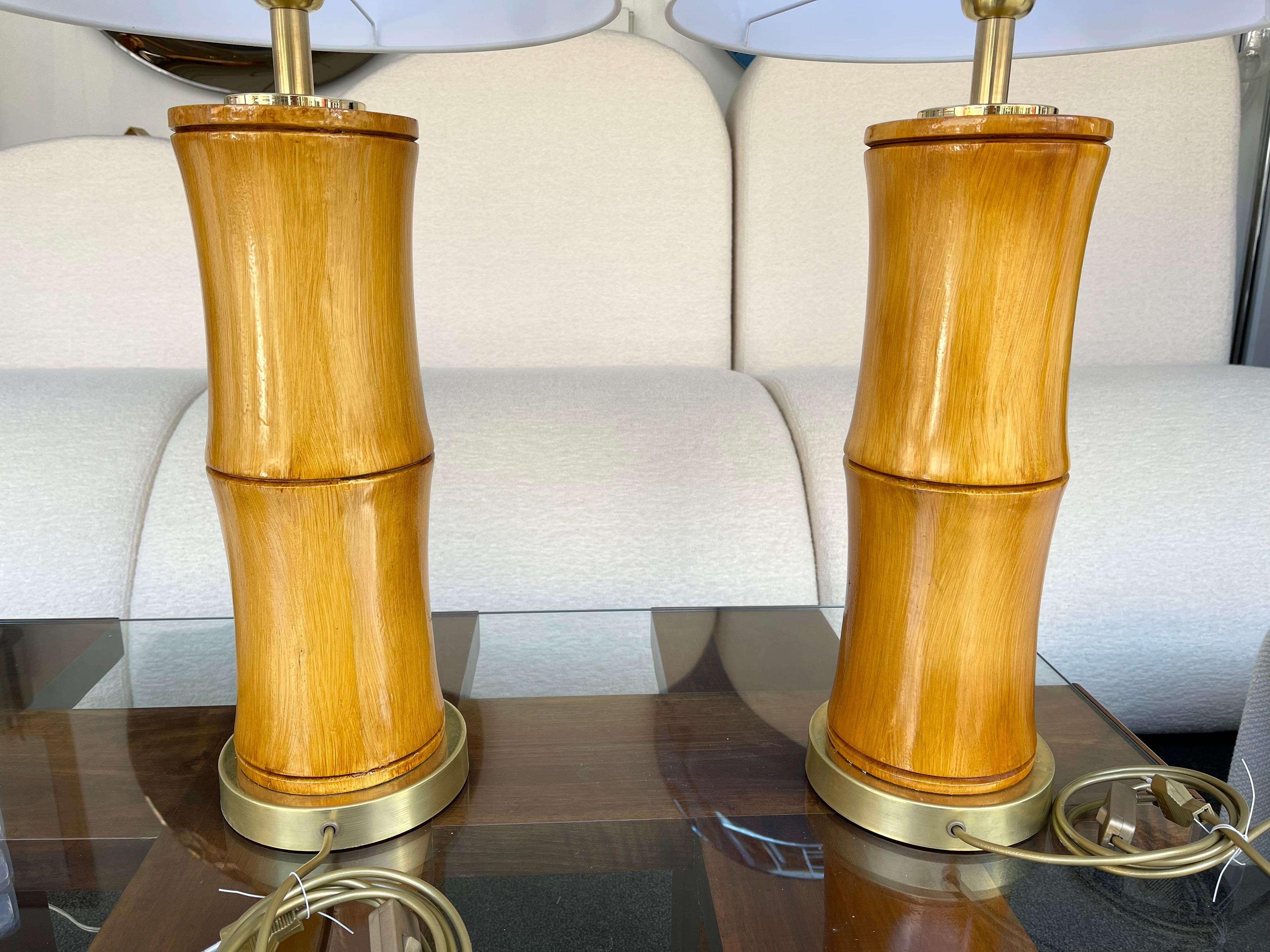 Pair of Bamboo and Brass Lamps, Italy For Sale 4