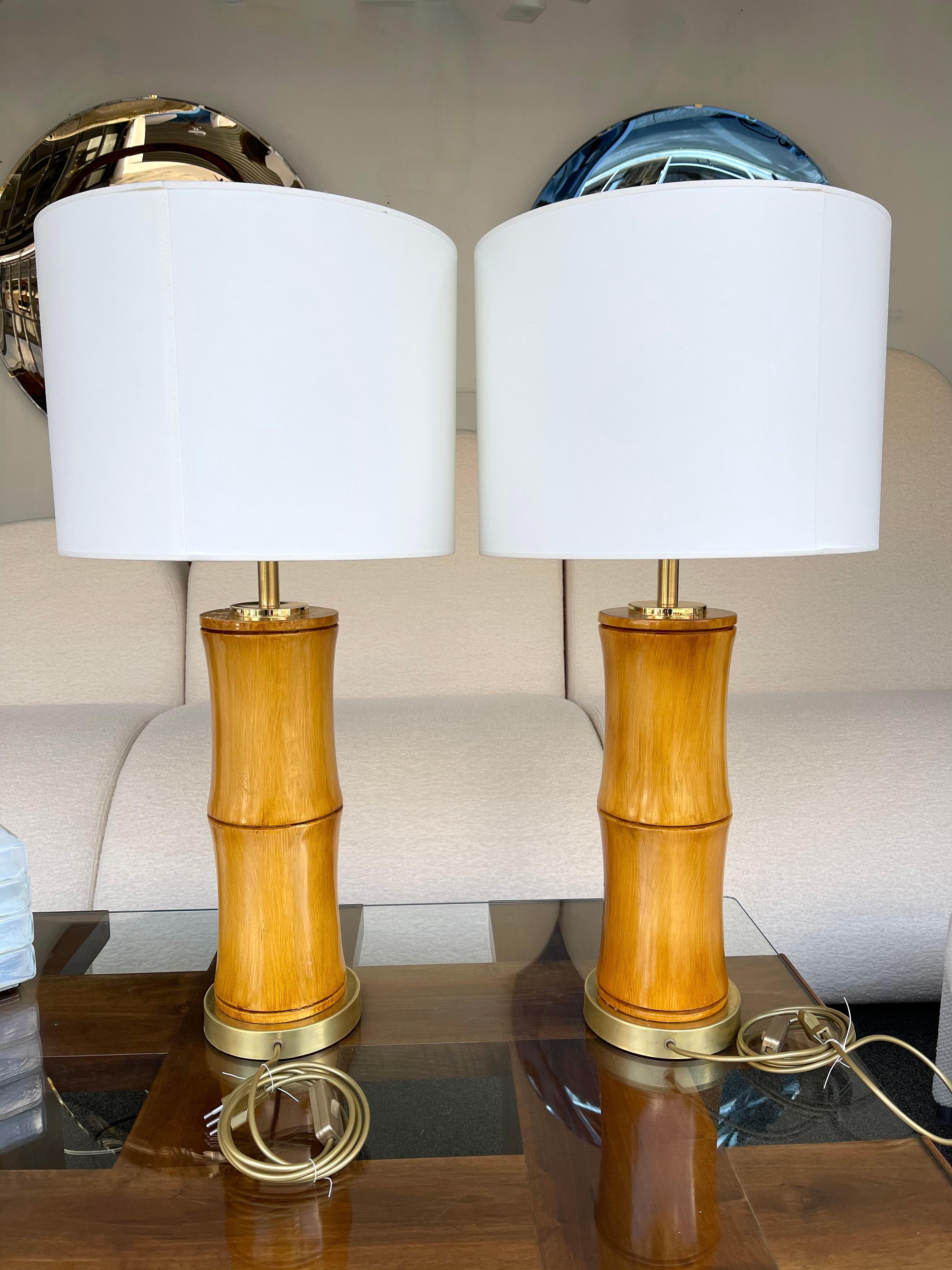 Pair of Bamboo and Brass Lamps, Italy For Sale 3