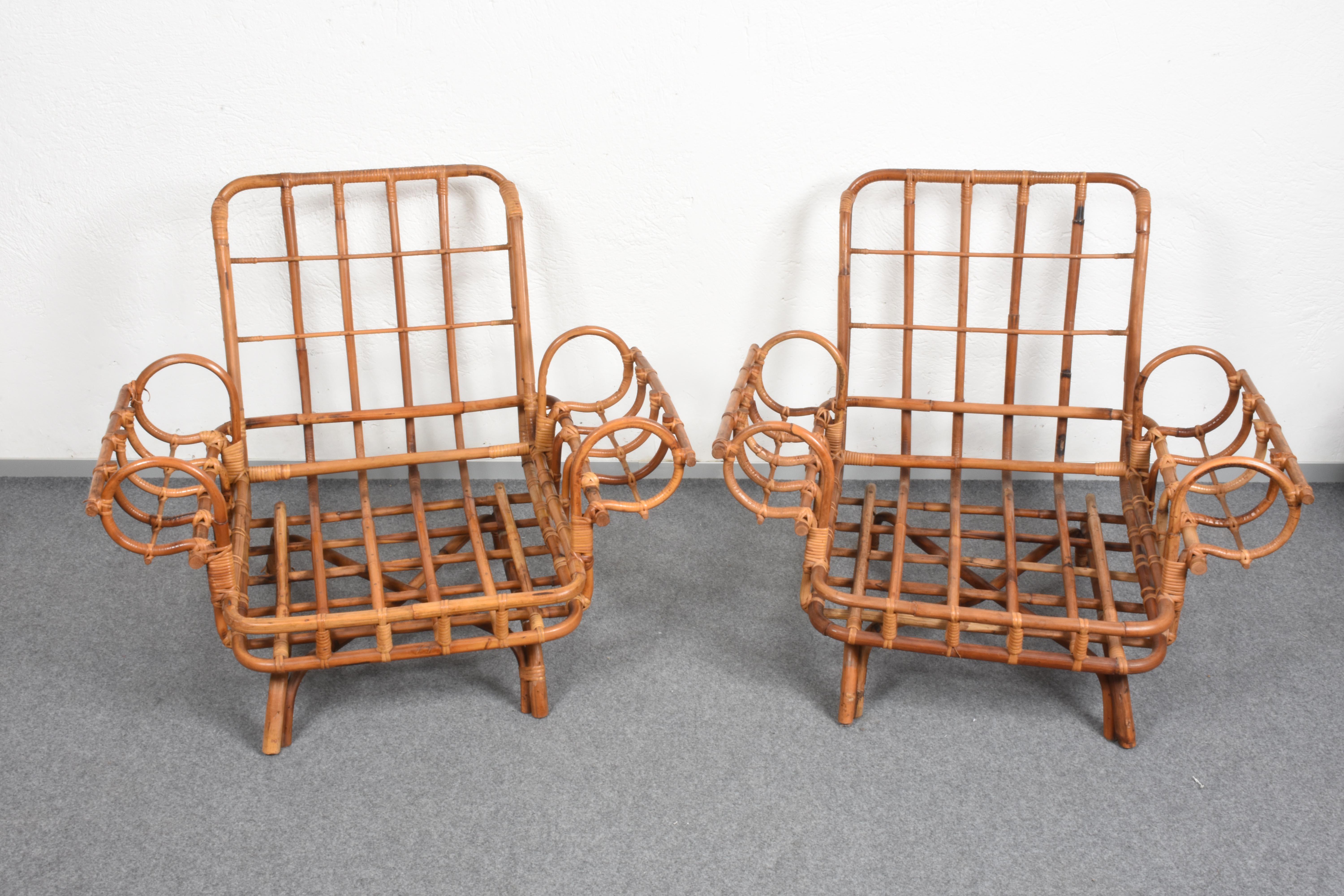 Pair of midcentury Italian armchairs in rattan and bamboo.

A great example of midcentury bamboo furniture constructed by hand with craftsmanship that is no longer the norm.

A perfect match for a garden project and for feeling the breeze of Italian