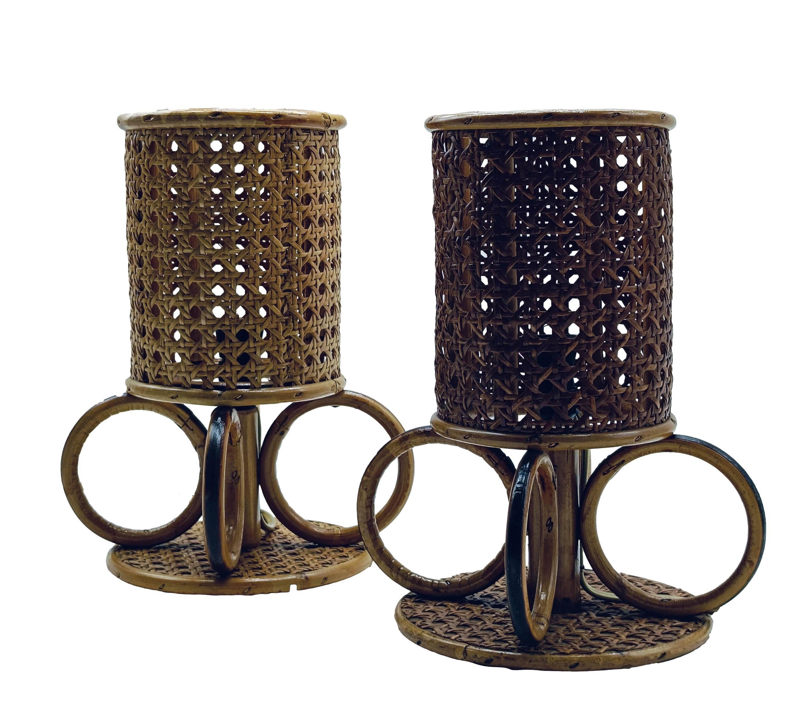 Paar Tischlampen aus Bambus und Rattan, Italien 1960er Jahre (Moderne der Mitte des Jahrhunderts) im Angebot