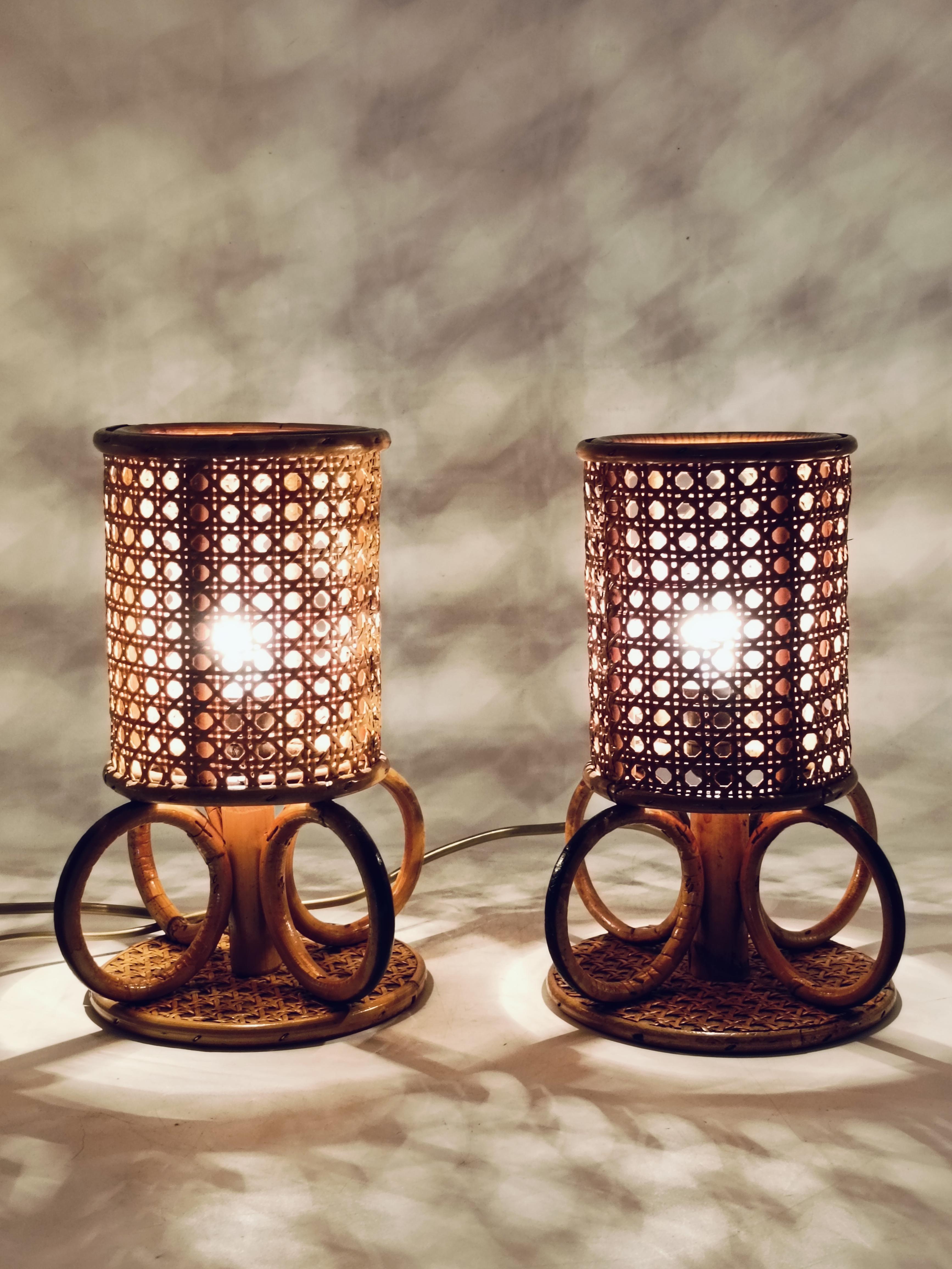 Paar Tischlampen aus Bambus und Rattan, Italien 1960er Jahre im Zustand „Gut“ im Angebot in Naples, IT
