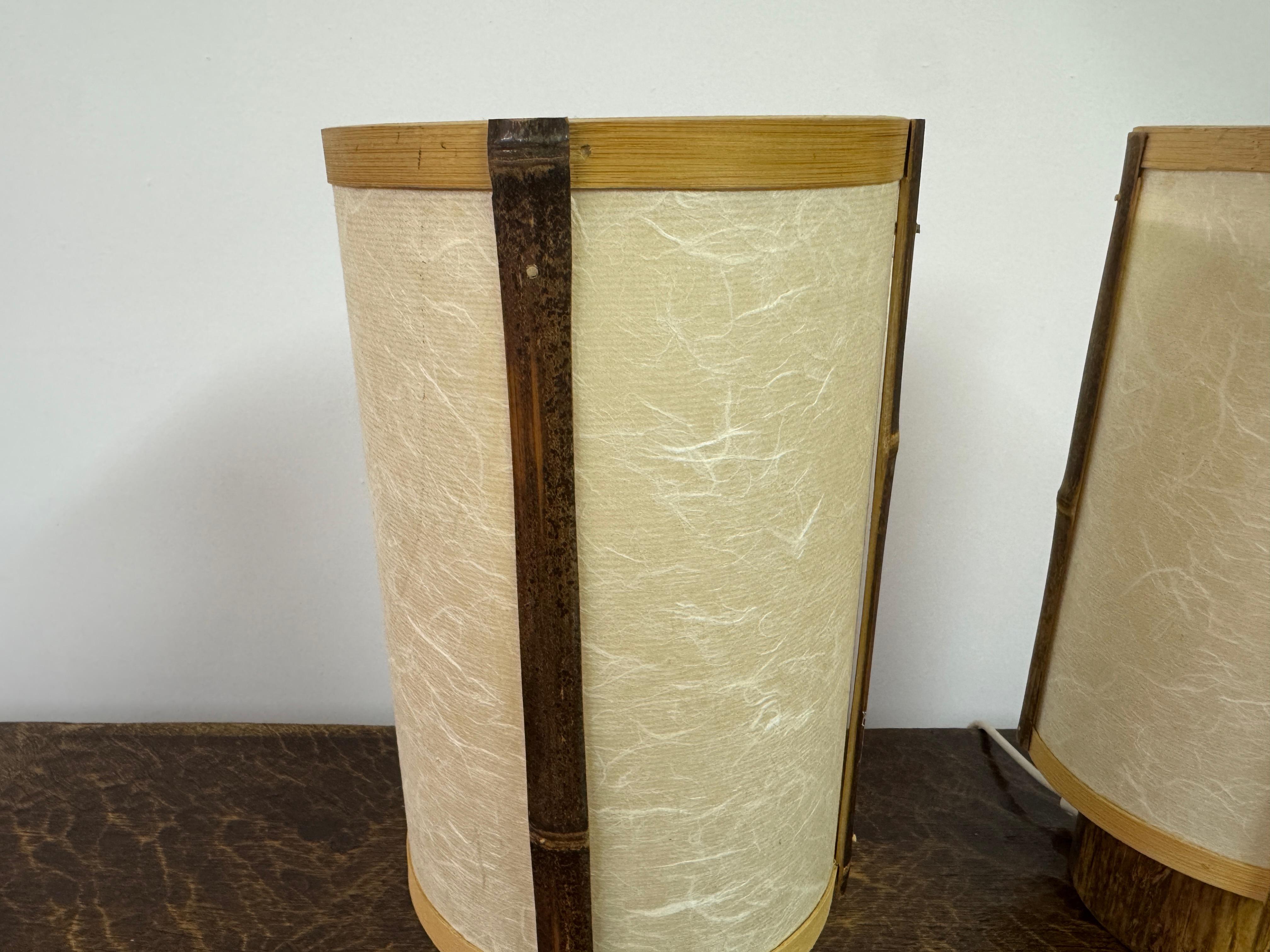 Coppia di lampade da tavolo in bambù e carta di riso, nello stile di George Nakashima in vendita 3