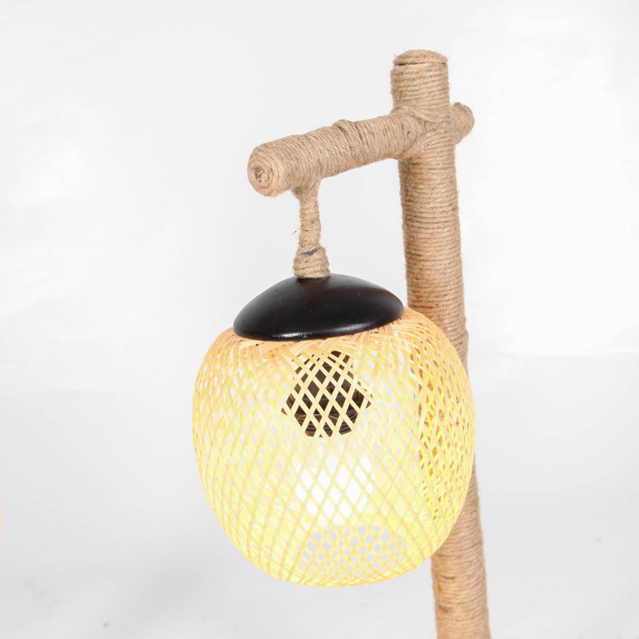 Hand-Woven Pair of Bamboo and Rope Table Lamps For Sale