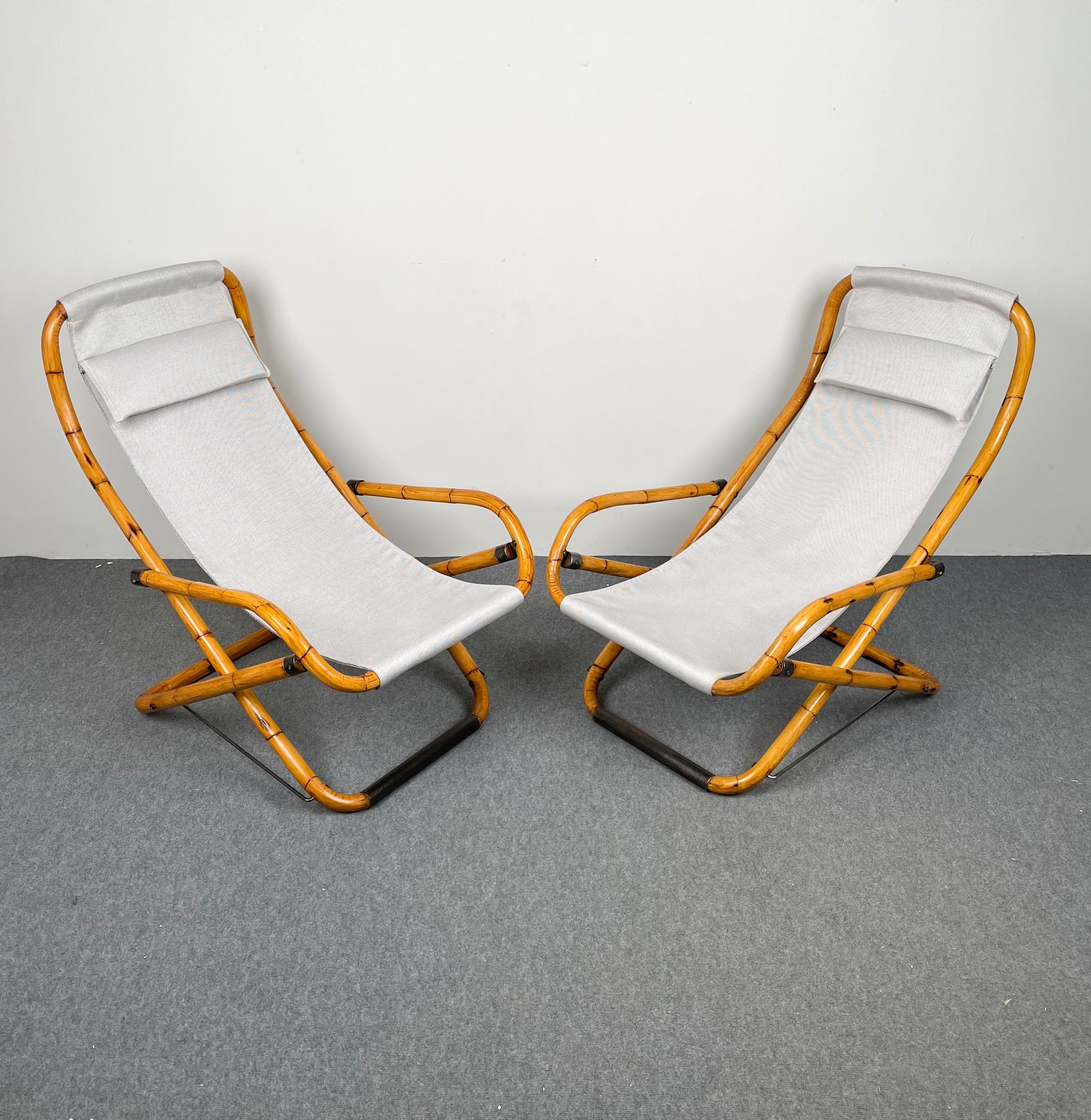 Pair of Bamboo, Iron and Fabric Folding Lounge Deck Chair, Italy, 1960s For Sale 2