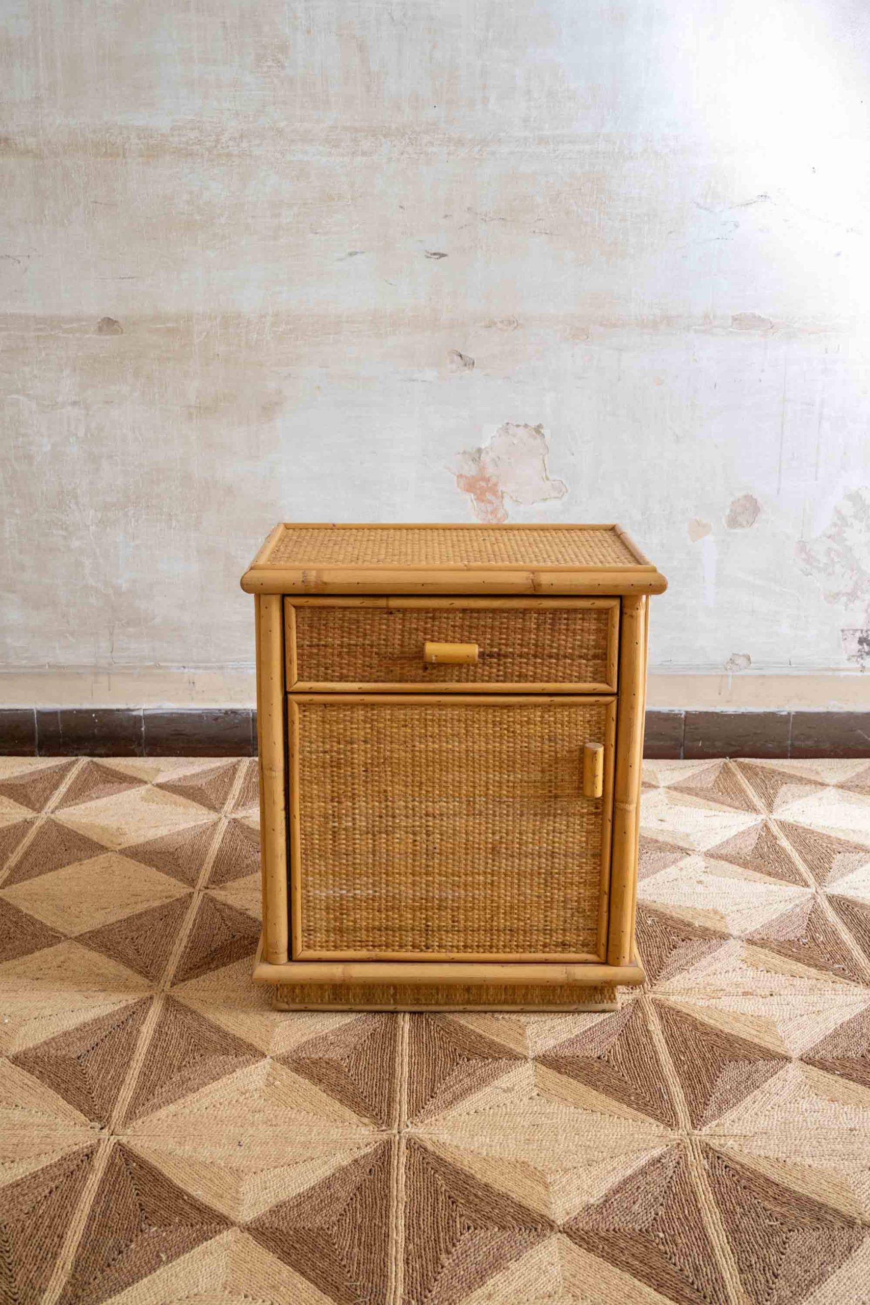 Pair of Bamboo Nightstands – 1970s In condizioni buone in vendita a Roma, RM