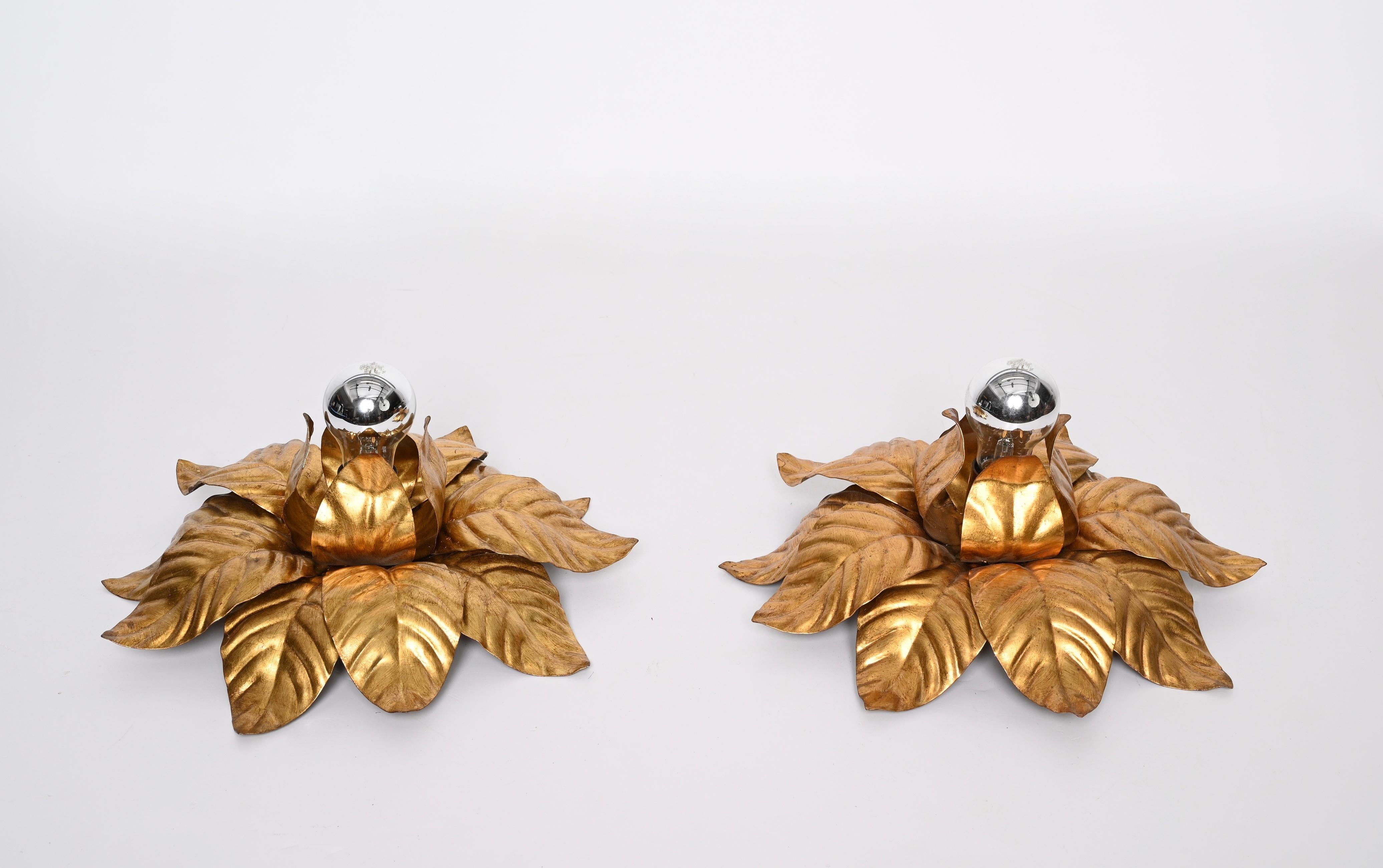 Pair of Banci Firenze MidCentury Gilded Iron Flower Shaped Italian Sconces 1970s For Sale 13