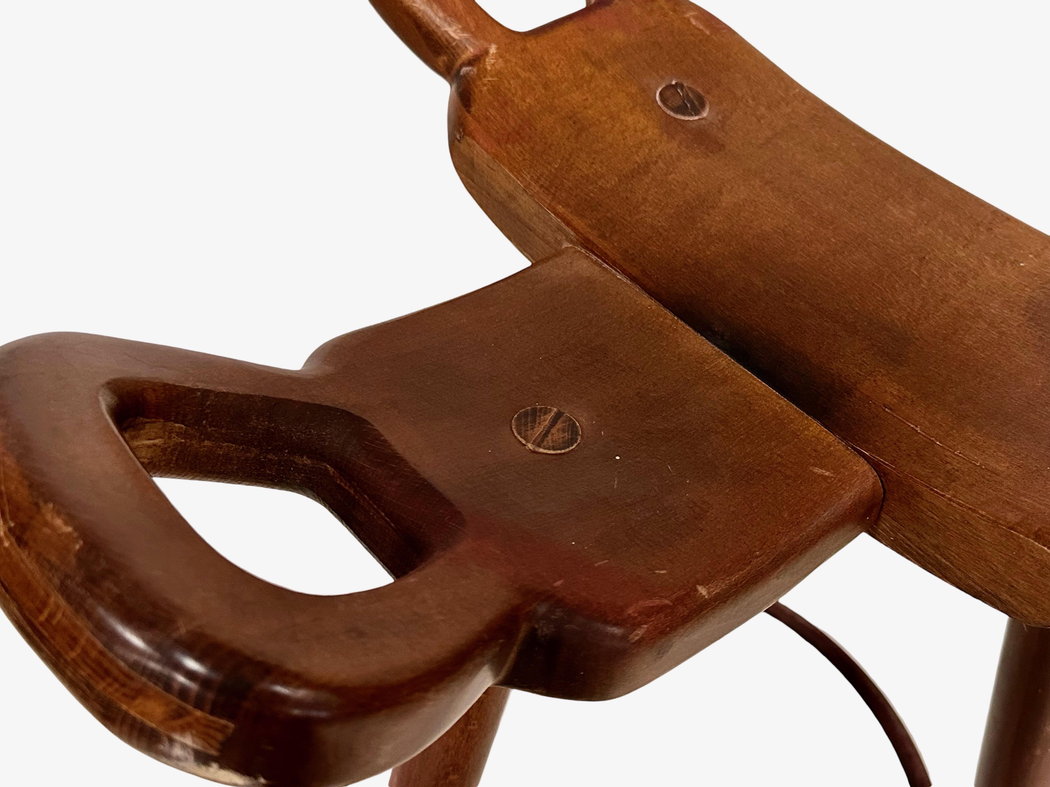 Late 20th Century Pair of bar stools by Sergio Rodrigues For Sale