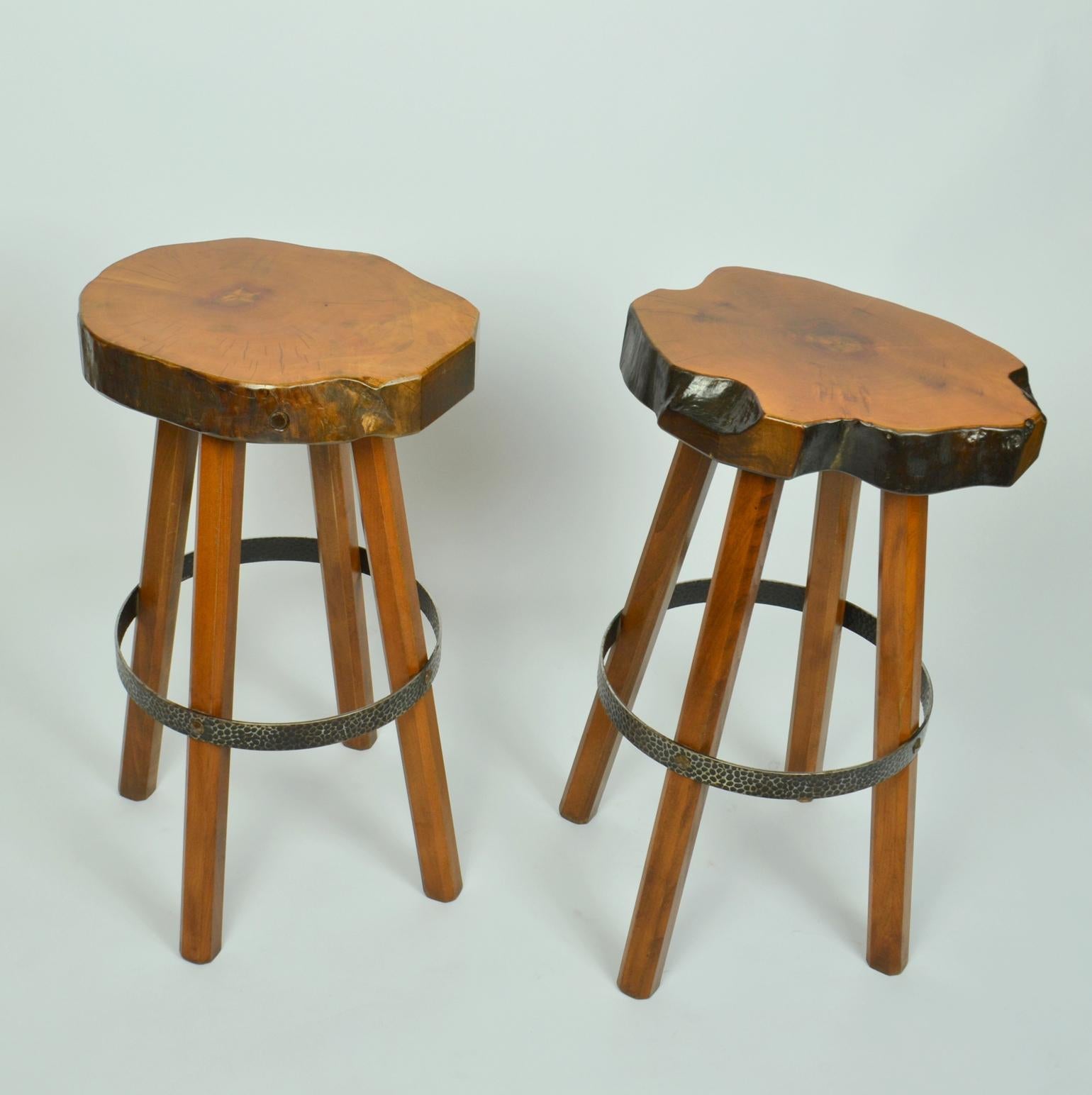Pair of Bar Stools Handcrafted Burr Wood, 1970s  In Excellent Condition In London, GB