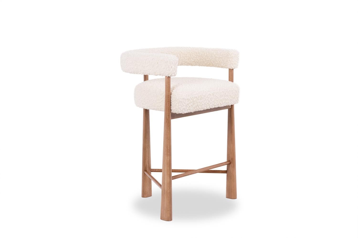 Italian Pair of bar stools in blond beech. Contemporary work. For Sale