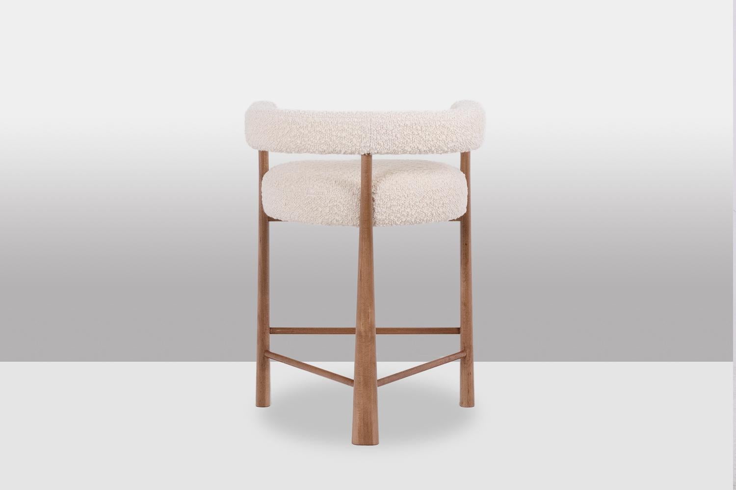20th Century Pair of bar stools in blond beech. Contemporary work. For Sale