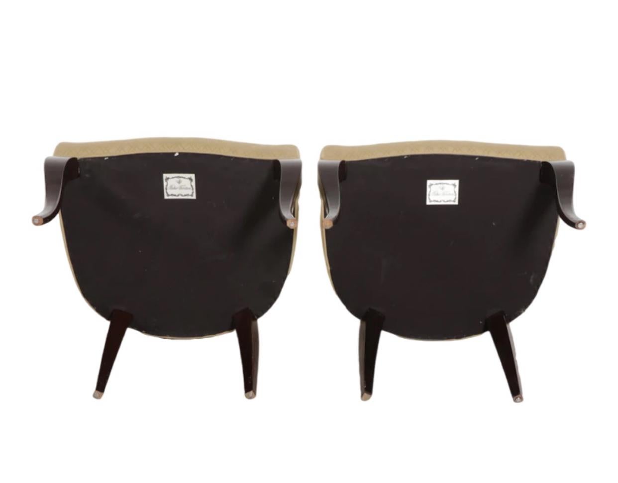 Paire de chaises à accoudoirs Barbara Barry pour Baker, tapissées et laquées noires en vente 2