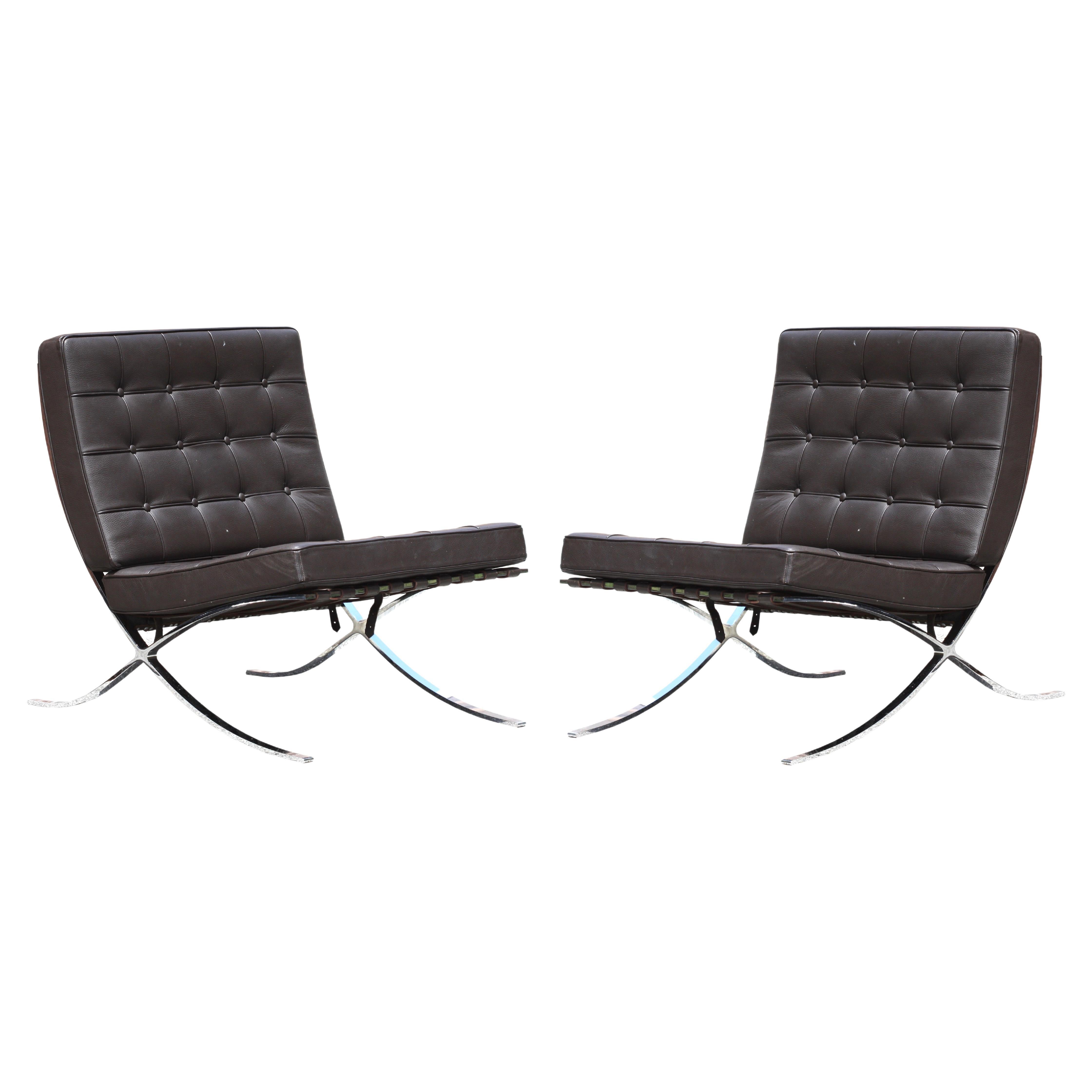 Pareja de sillas Barcelona, según Mies Van der Rohe