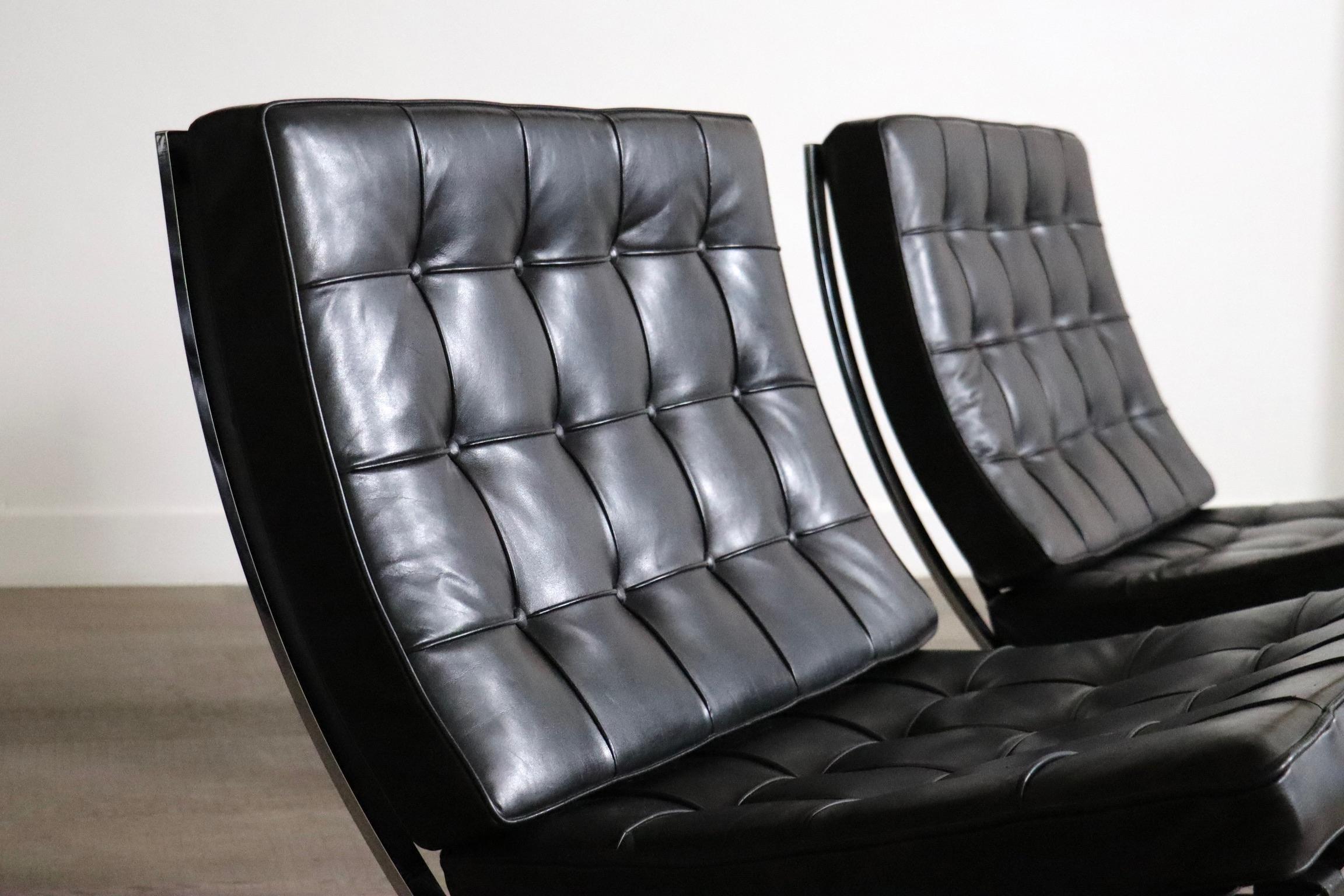 Pareja de sillas Barcelona de Ludwig Mies van der Rohe para Knoll, años 60 en Bueno estado para la venta en ABCOUDE, UT