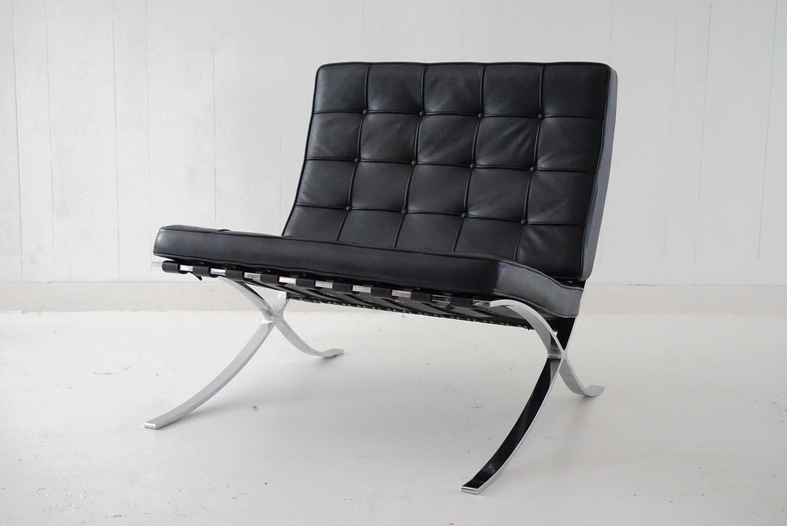 Pair of Barcelona Lounge Chairs by Mies van der Rohe for Knoll Studios, Signed 4