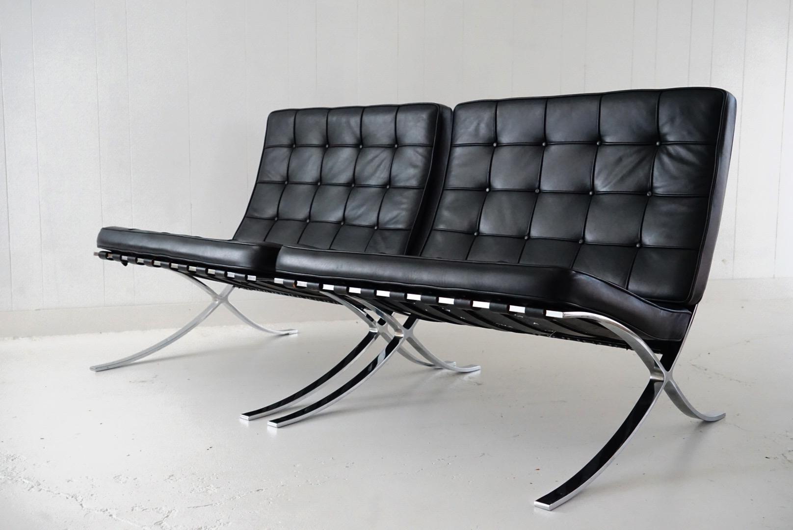 Pair of Barcelona Lounge Chairs by Mies van der Rohe for Knoll Studios, Signed In Good Condition In Los Angeles, CA