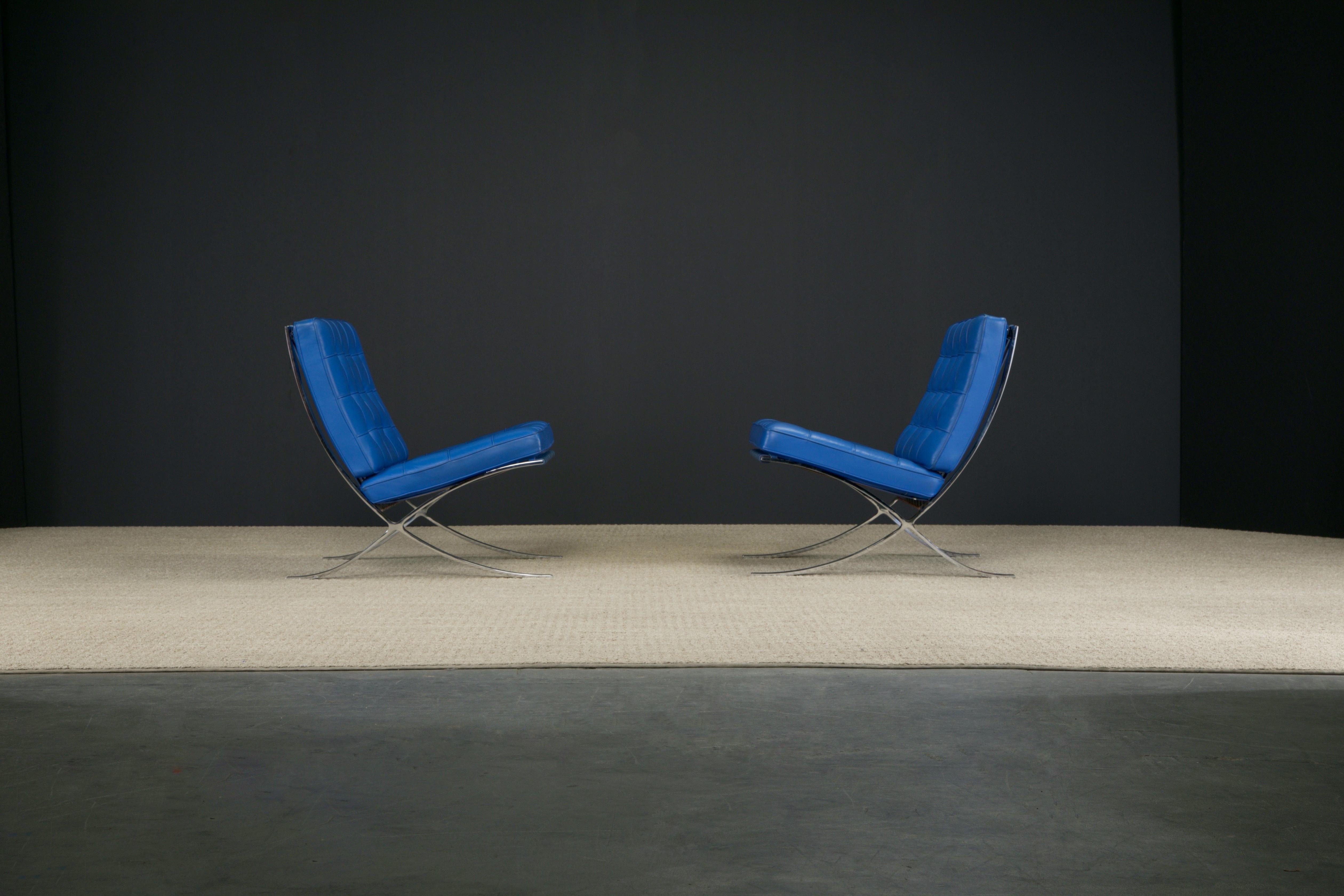 Pair of Barcelona Lounge Chairs by Mies van der Rohe for Knoll Studios, Signed In Good Condition In Los Angeles, CA
