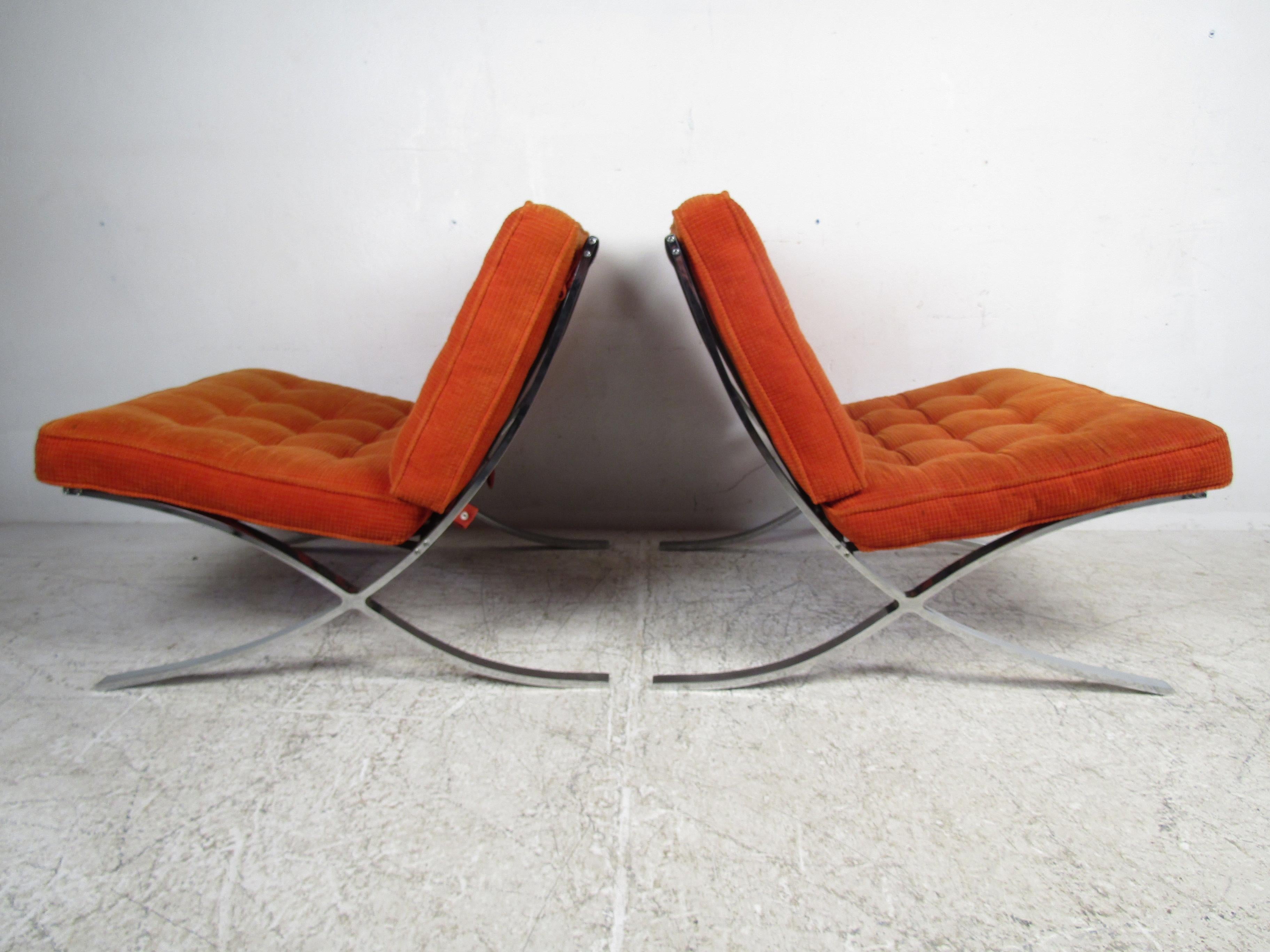Mid-Century Modern Pair of Barcelona Style Lounge Chairs